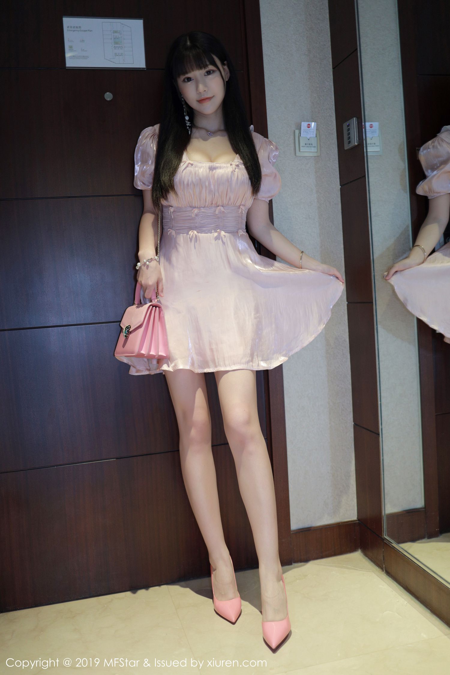 图片[87]-[MFStar模范学院]2019.09.30 VOL.217 Flower朱可儿 – 速更版-美库