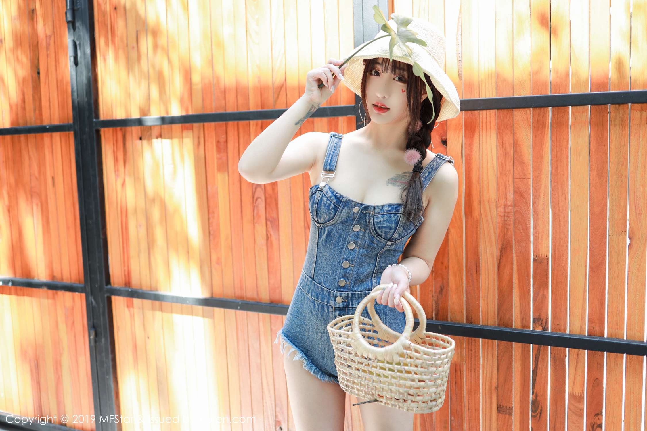 图片[42]-[MFStar模范学院]2019.11.11 VOL.228 Betty林子欣 – 速更版-美库