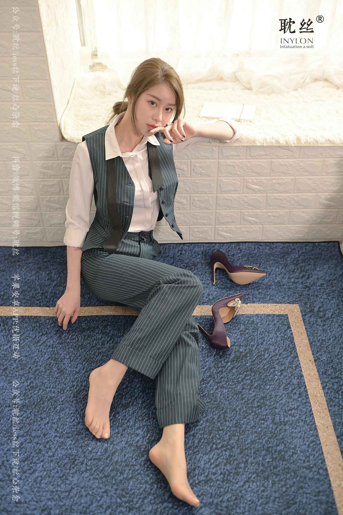 图片[13]-[IESS异思趣向] 耽丝 佳爷-爷青回 [91P] – 速更版-美库