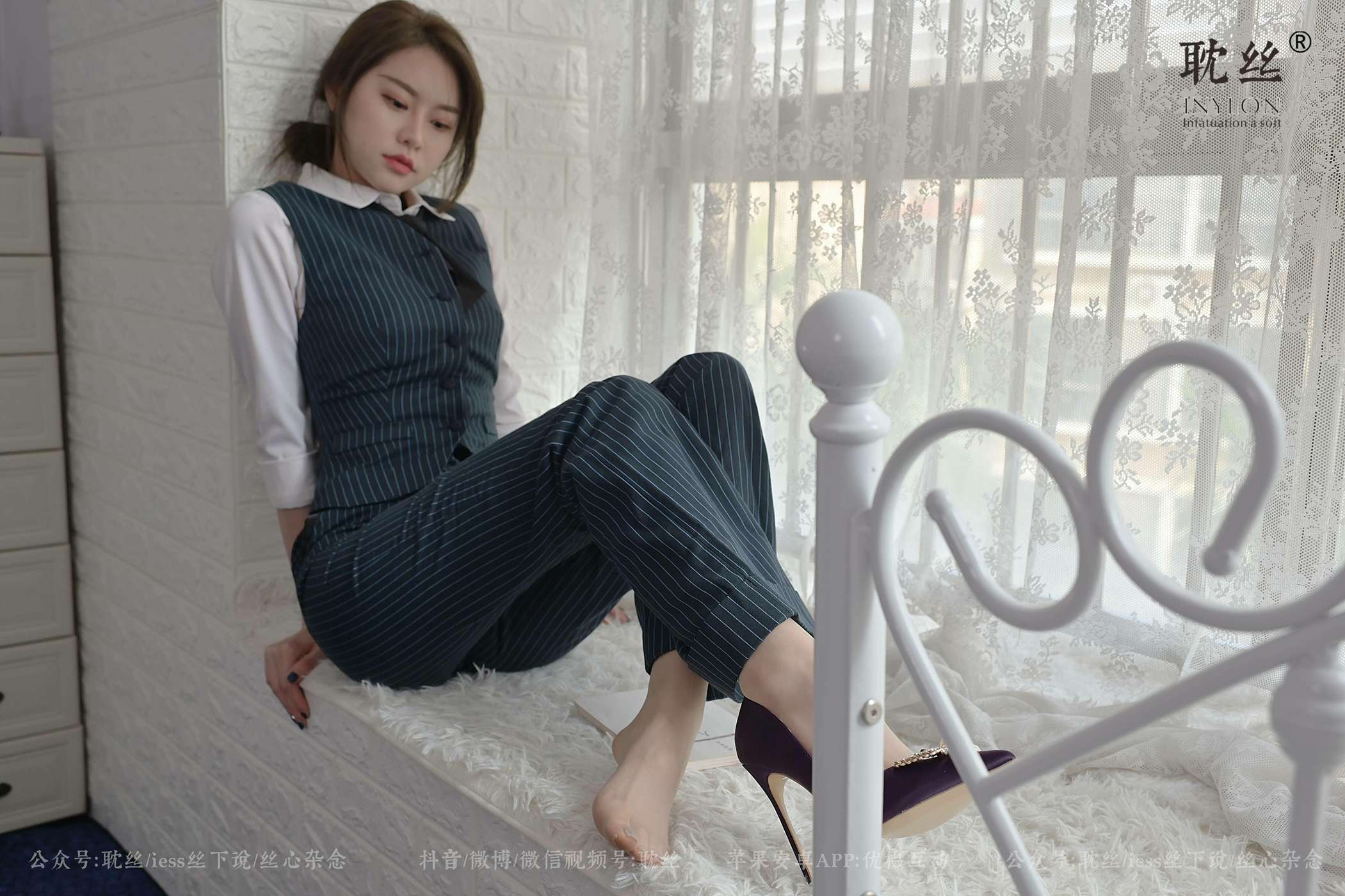 图片[30]-[IESS异思趣向] 耽丝 佳爷-爷青回 [91P] – 速更版-美库