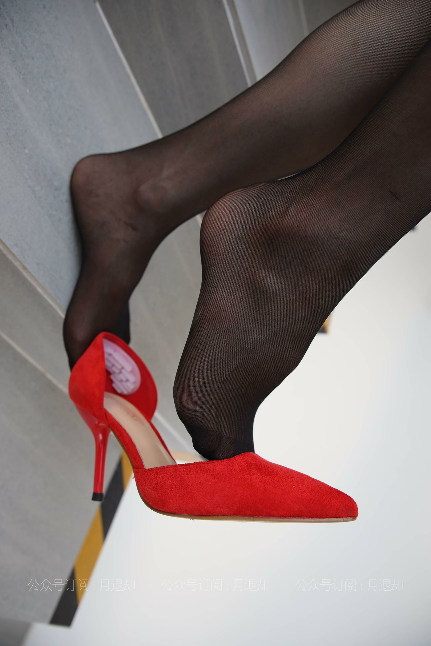 图片[17]-[IESS异思趣向] 耽丝 飘飘的红色高跟鞋 [60P] – 速更版-美库