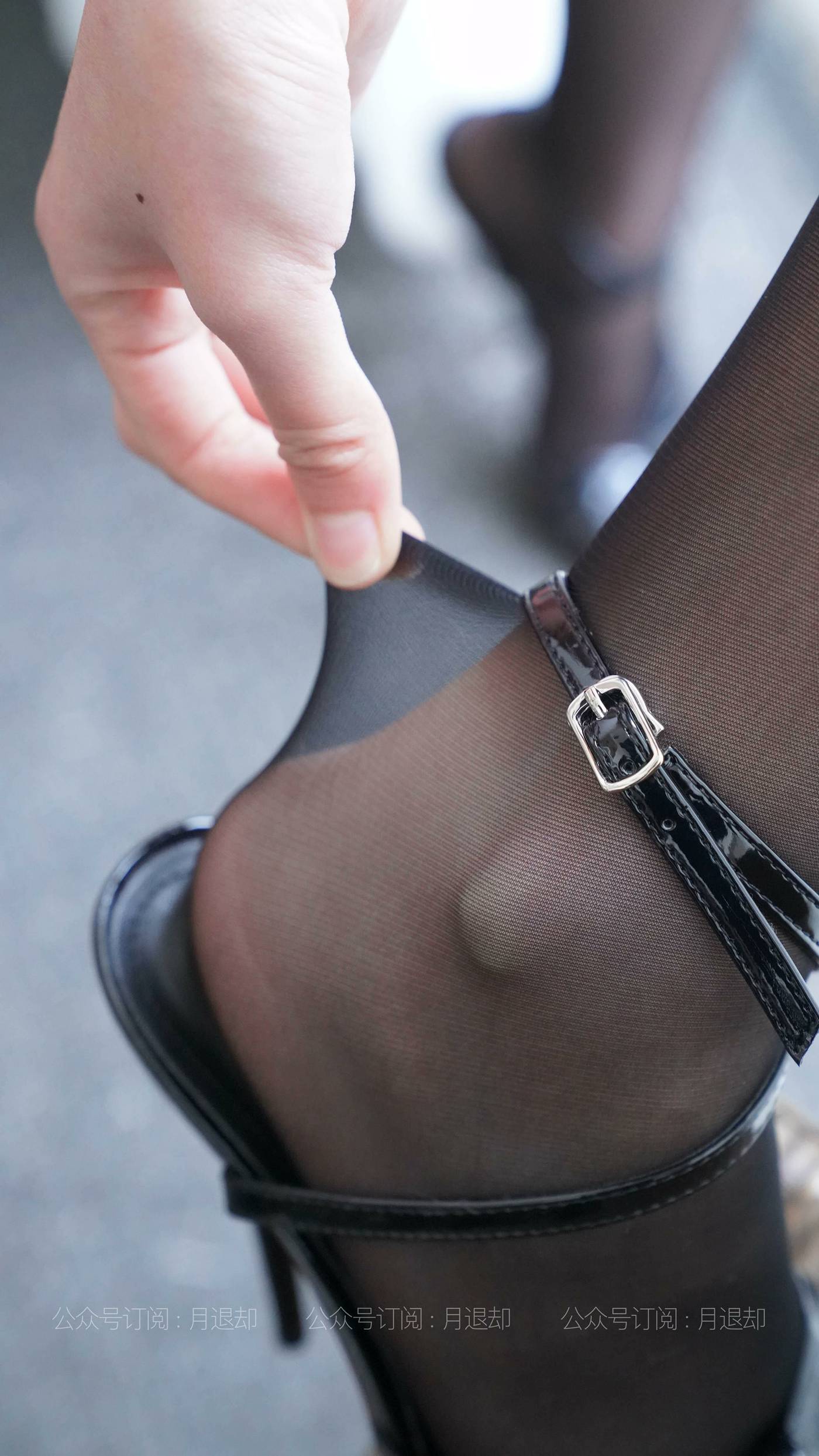 图片[37]-[IESS异思趣向] 耽丝 芊芊的黑丝职业装 [76P] – 速更版-美库