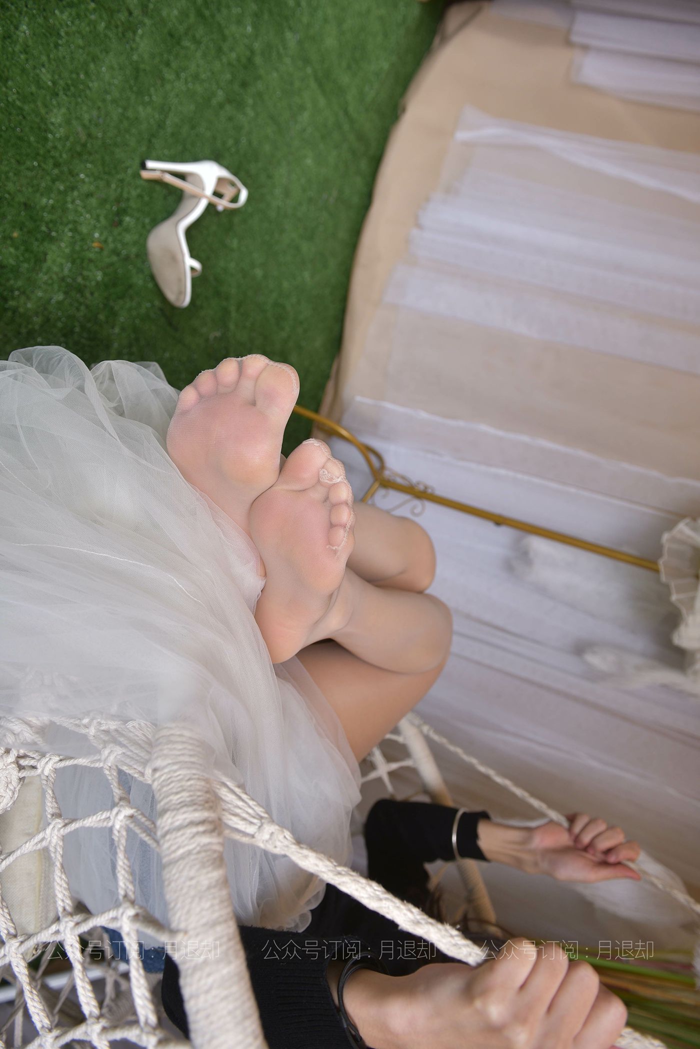 图片[29]-[IESS异思趣向] 耽丝 小六白摇椅 [68P] – 速更版-美库