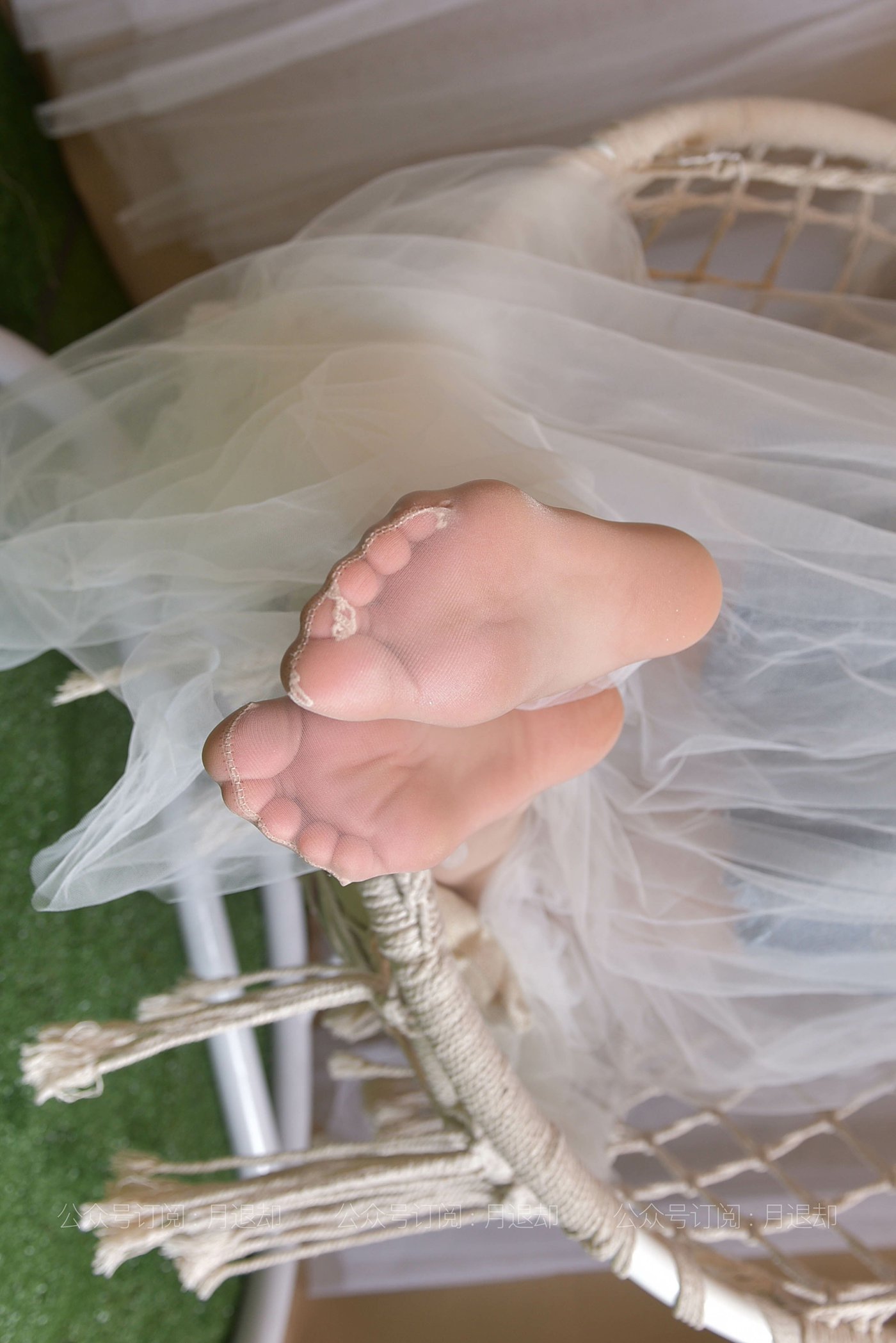 图片[34]-[IESS异思趣向] 耽丝 小六白摇椅 [68P] – 速更版-美库