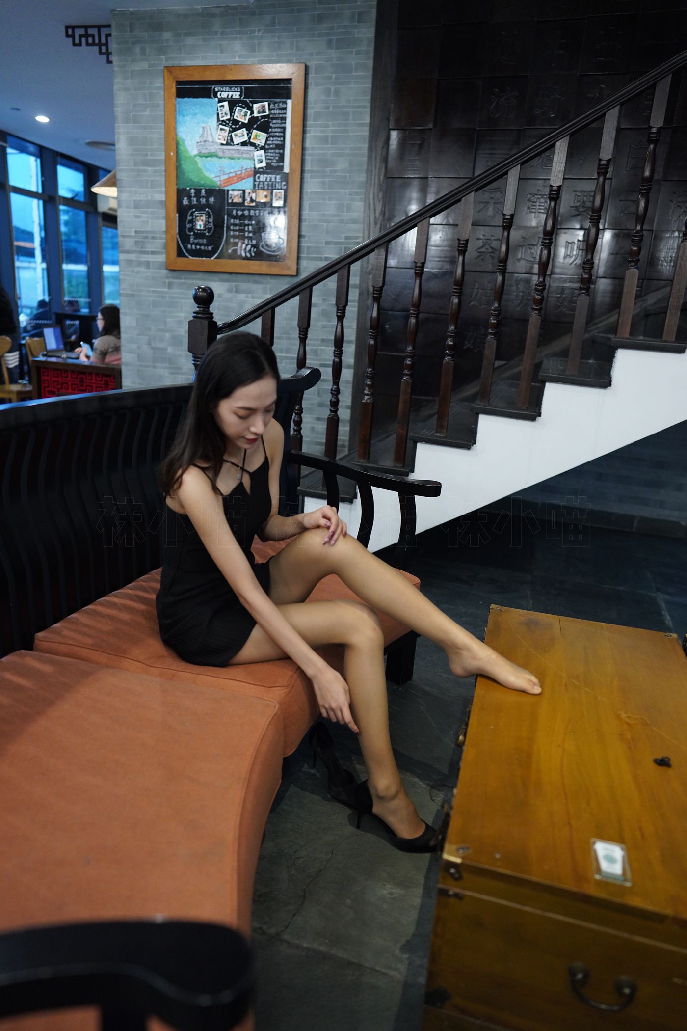 图片[37]-[壹吻映画]YW019《素素·一杯星巴克》[95+1P] – 速更版-美库