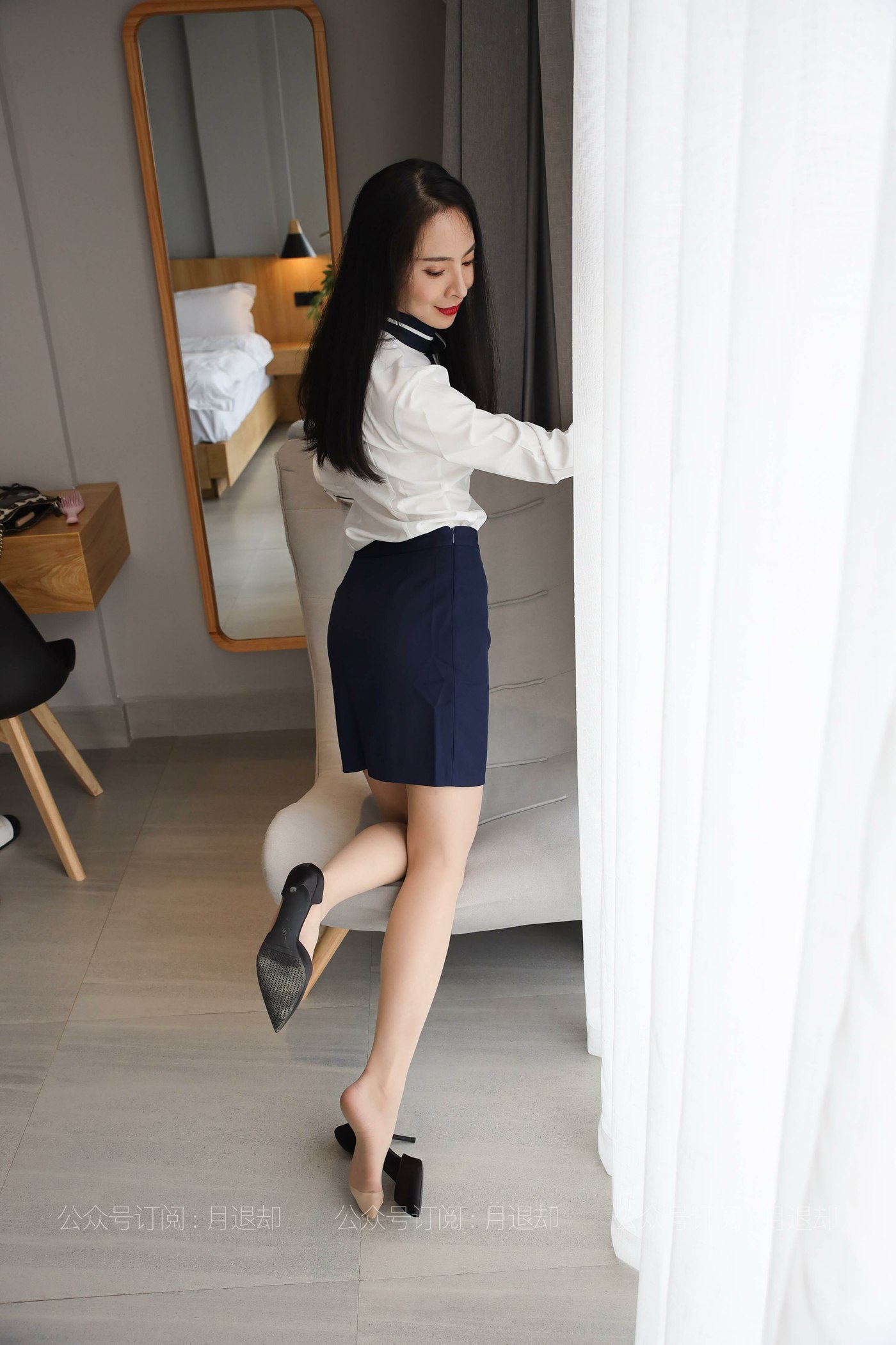 图片[15]-[IESS异思趣向] 耽丝 OL美女飘飘 – 速更版-美库