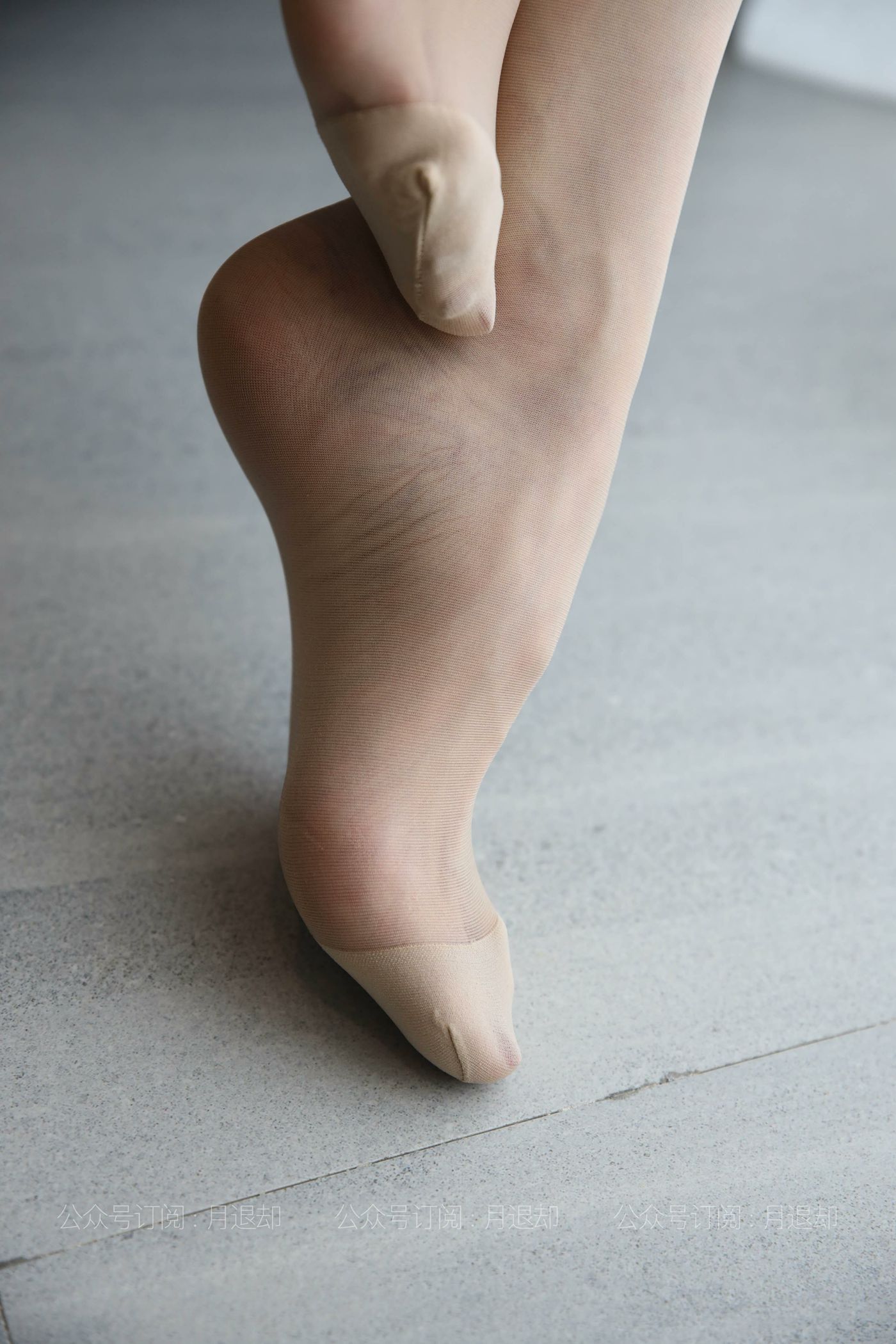 图片[30]-[IESS异思趣向] 耽丝 OL美女飘飘 – 速更版-美库