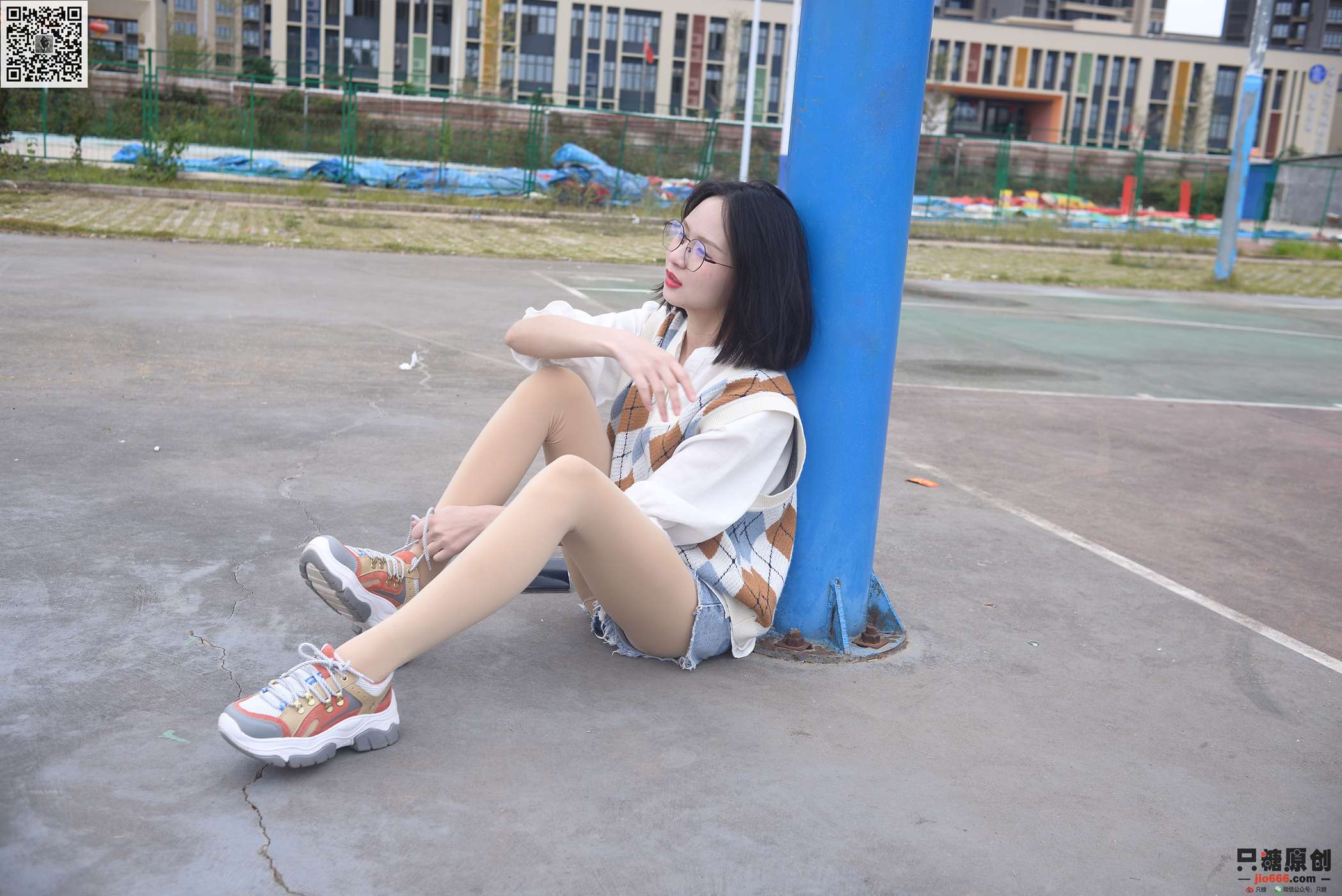 图片[101]-[只糖棉袜]NO.233 小伊 春天的花开满了墙[183P] – 速更版-美库