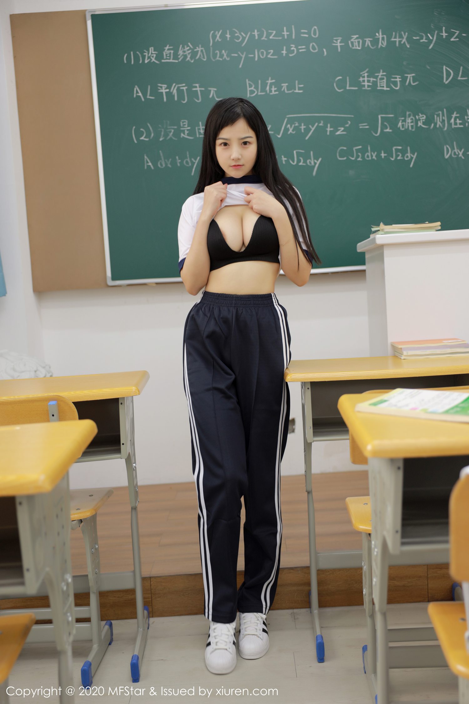 图片[35]-[MFStar模范学院]2020.02.24 VOL.273 徐微微mia[64+1P] – 速更版-美库