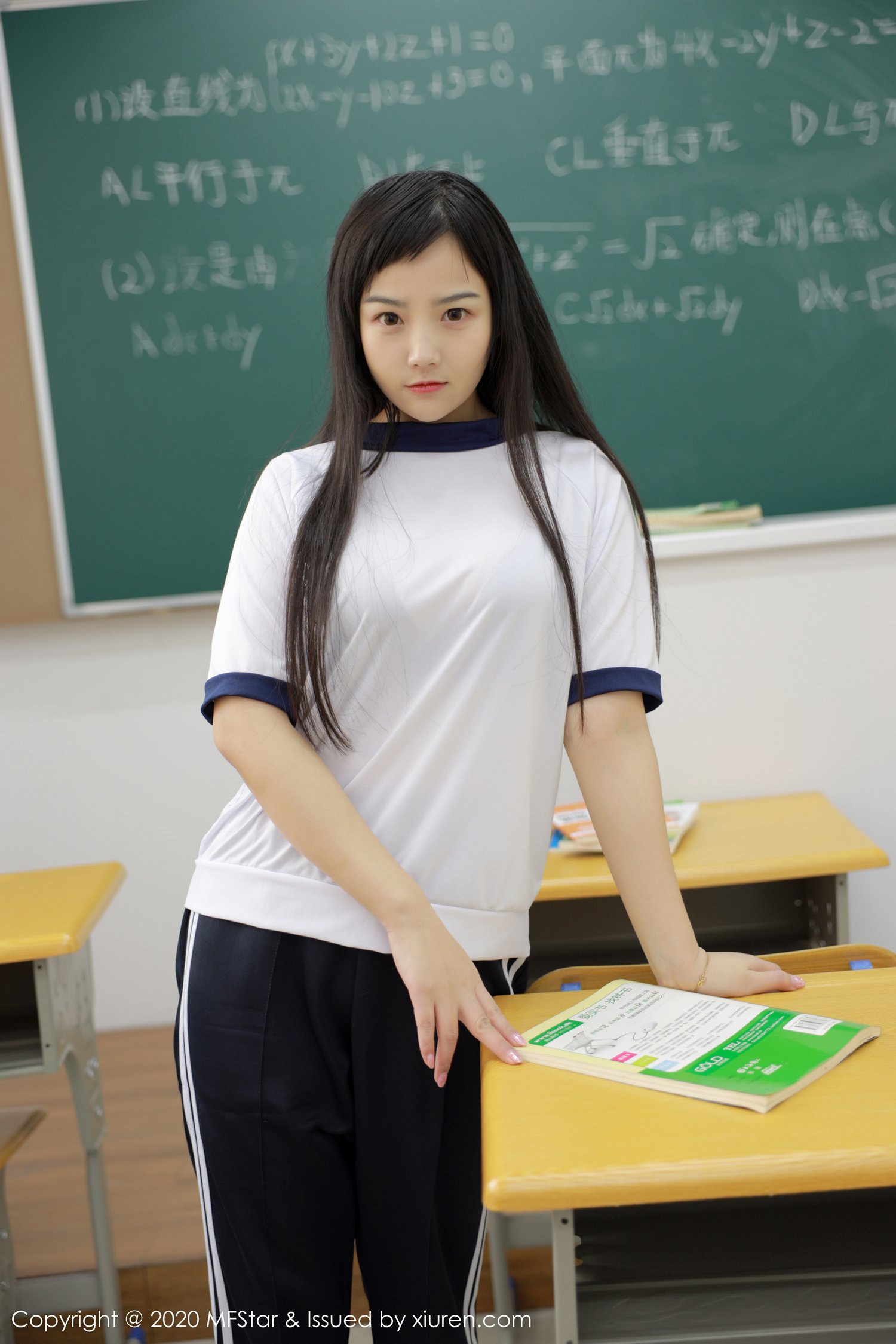 图片[43]-[MFStar模范学院]2020.02.24 VOL.273 徐微微mia[64+1P] – 速更版-美库