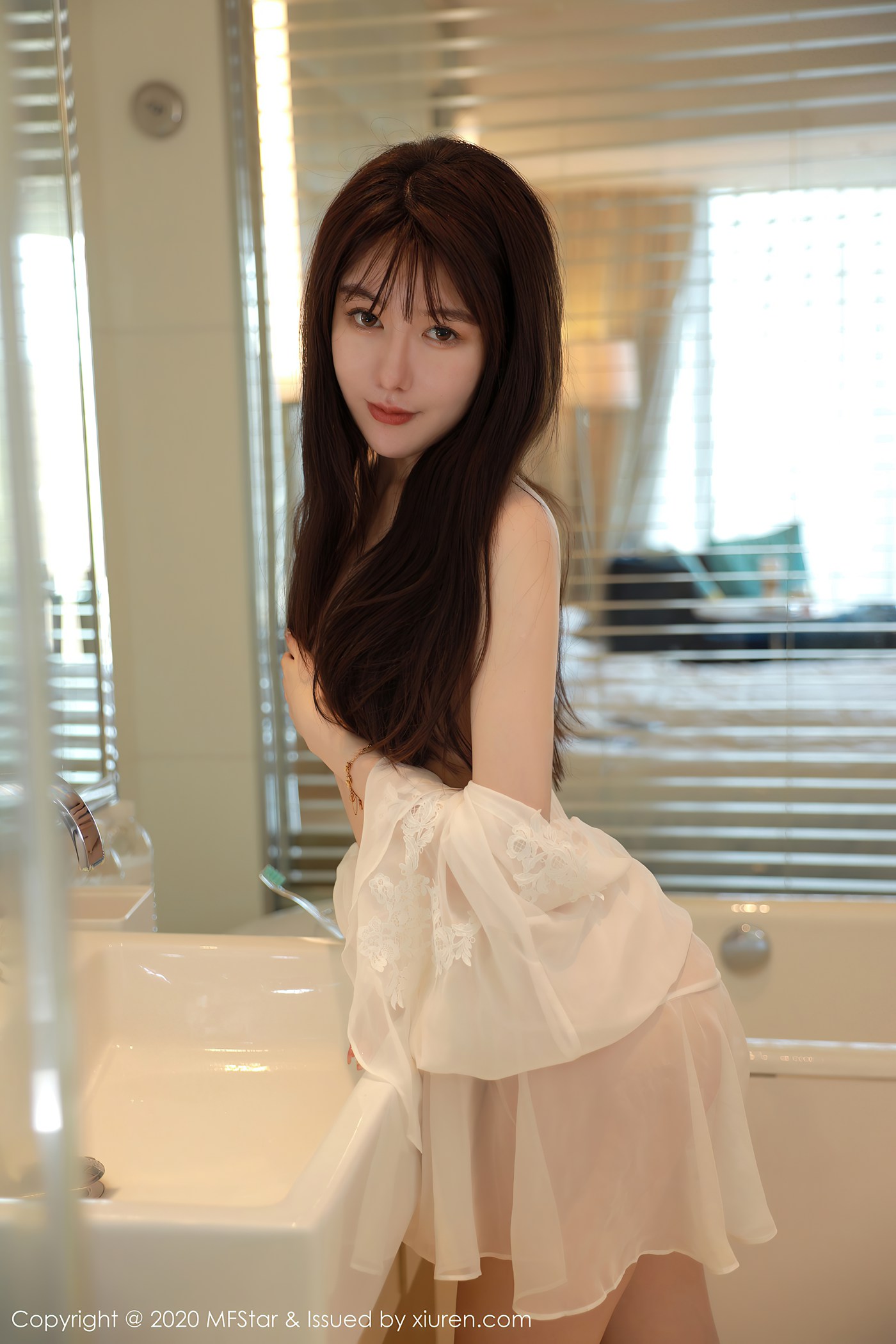 图片[31]-[MFStar模范学院]2020.08.21 VOL.373 薛琪琪sandy [53P] – 速更版-美库