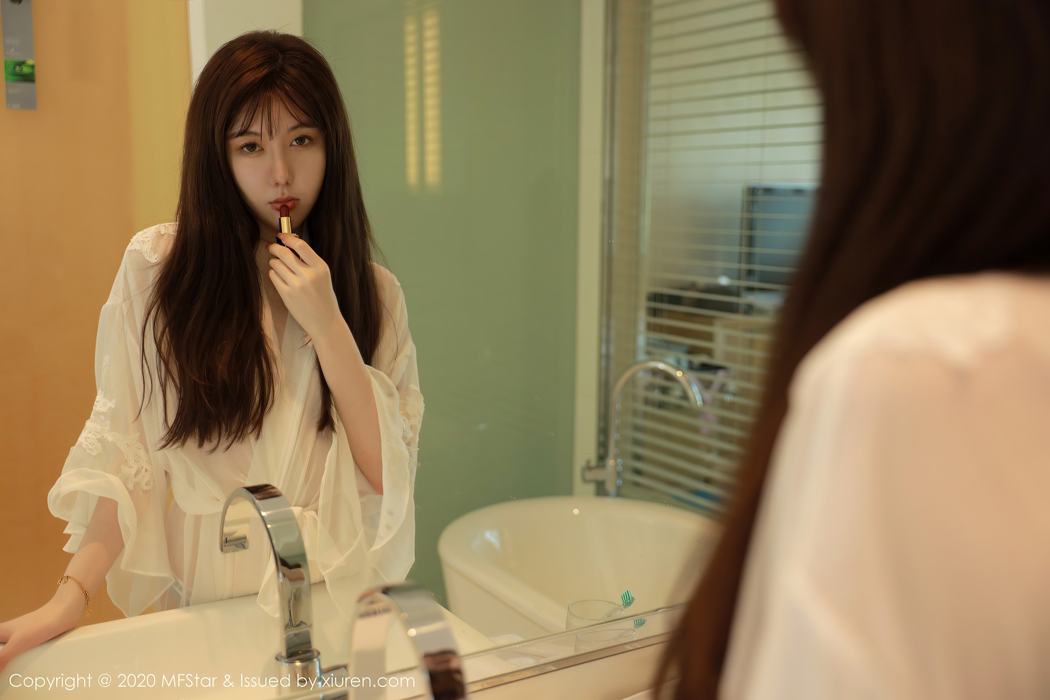 图片[35]-[MFStar模范学院]2020.08.21 VOL.373 薛琪琪sandy [53P] – 速更版-美库