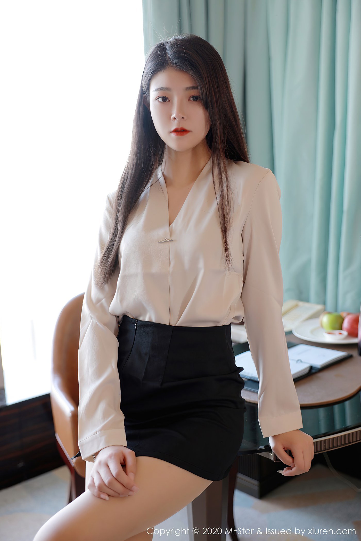 图片[30]-[MFStar模范学院] 2020.11.30 VOL.418 Laura苏雨彤[41+1P] – 速更版-美库