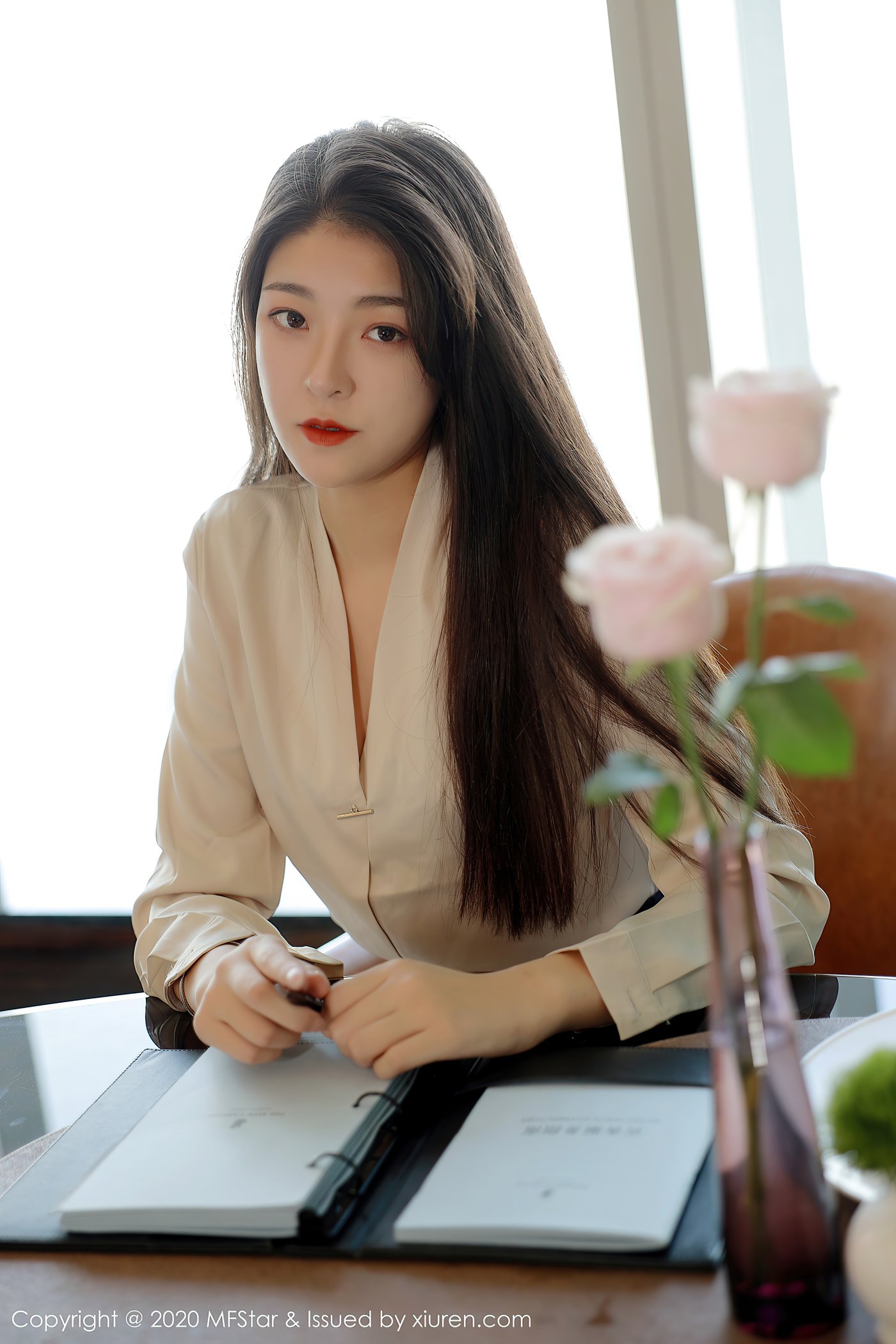 图片[39]-[MFStar模范学院] 2020.11.30 VOL.418 Laura苏雨彤[41+1P] – 速更版-美库