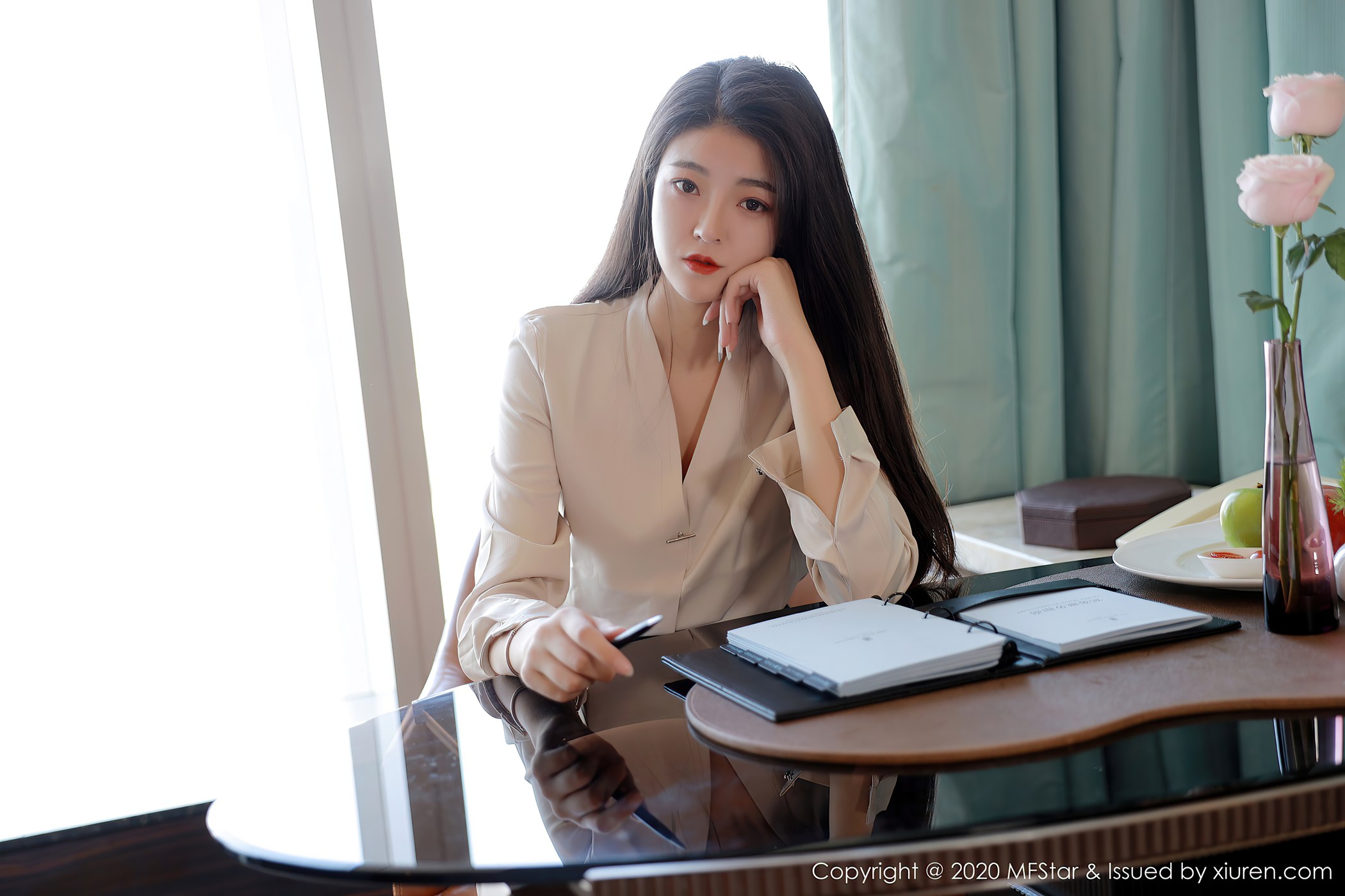 图片[42]-[MFStar模范学院] 2020.11.30 VOL.418 Laura苏雨彤[41+1P] – 速更版-美库