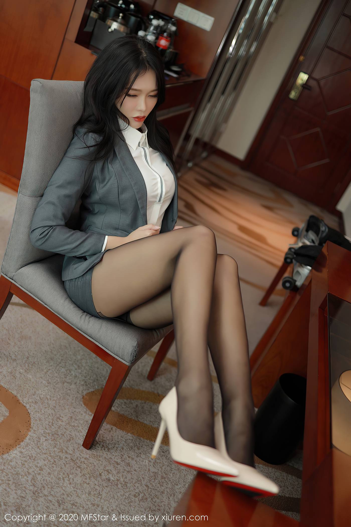 图片[43]-[MFStar模范学院] 2020.12.18 VOL.426 娜比[48+1P] – 速更版-美库