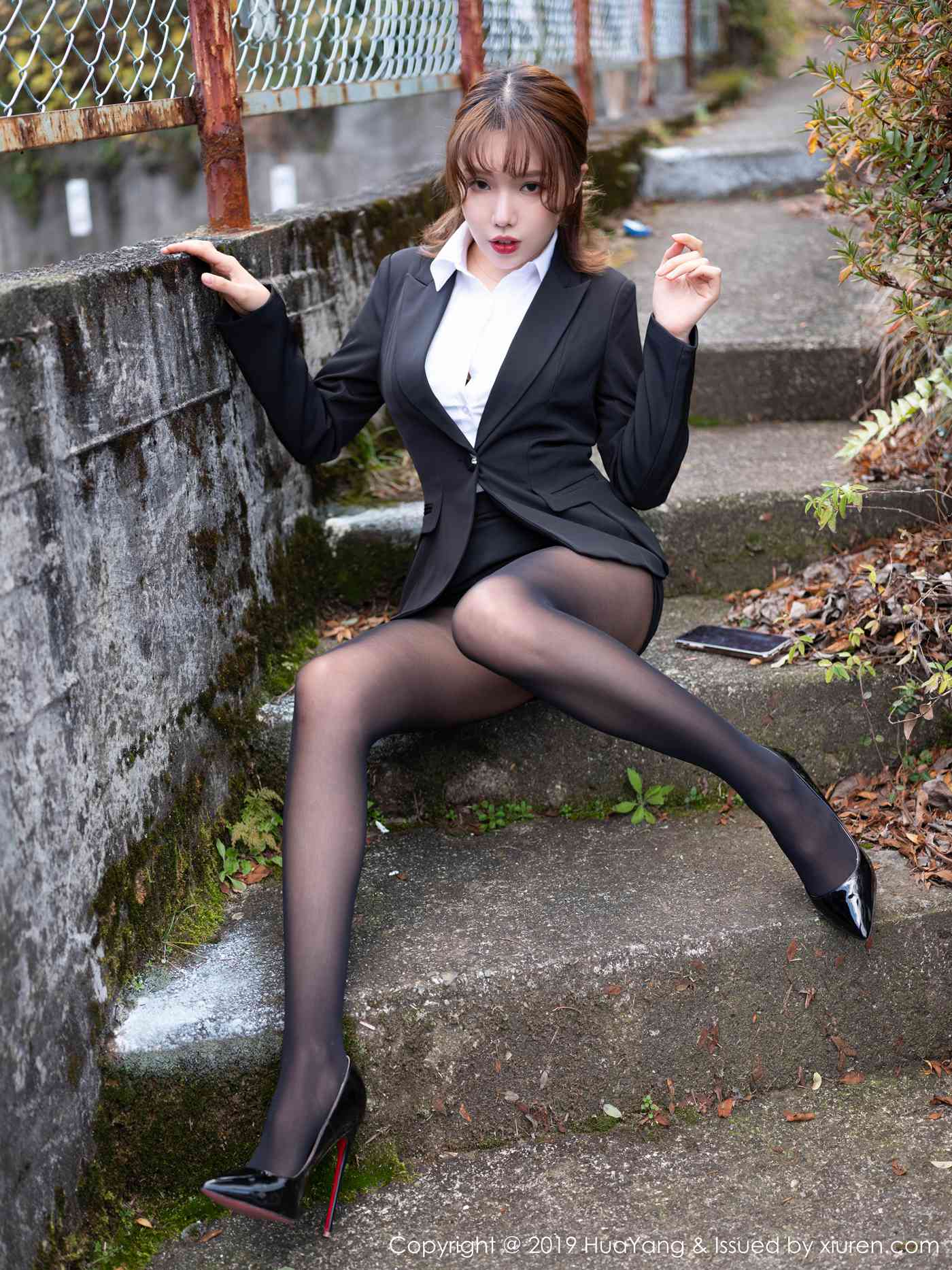 图片[21]-[HuaYang花漾show]HYG20190131VOL0113 2019.01.31 VOL.113 黄楽然[44+1P] – 速更版-美库