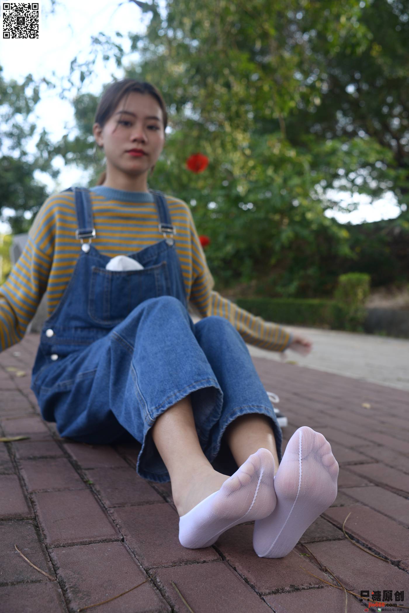 图片[17]-[只糖棉袜]NO.236 彤彤 春山如黛草如烟 [171P] – 速更版-美库