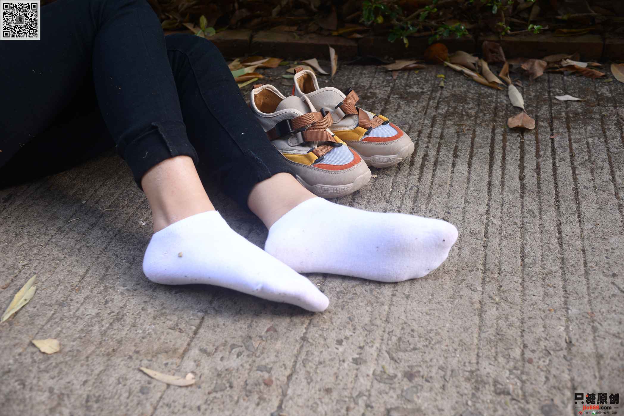 图片[24]-[只糖棉袜]NO.240 芊芊 草木对光阴的钟情[128P] – 速更版-美库