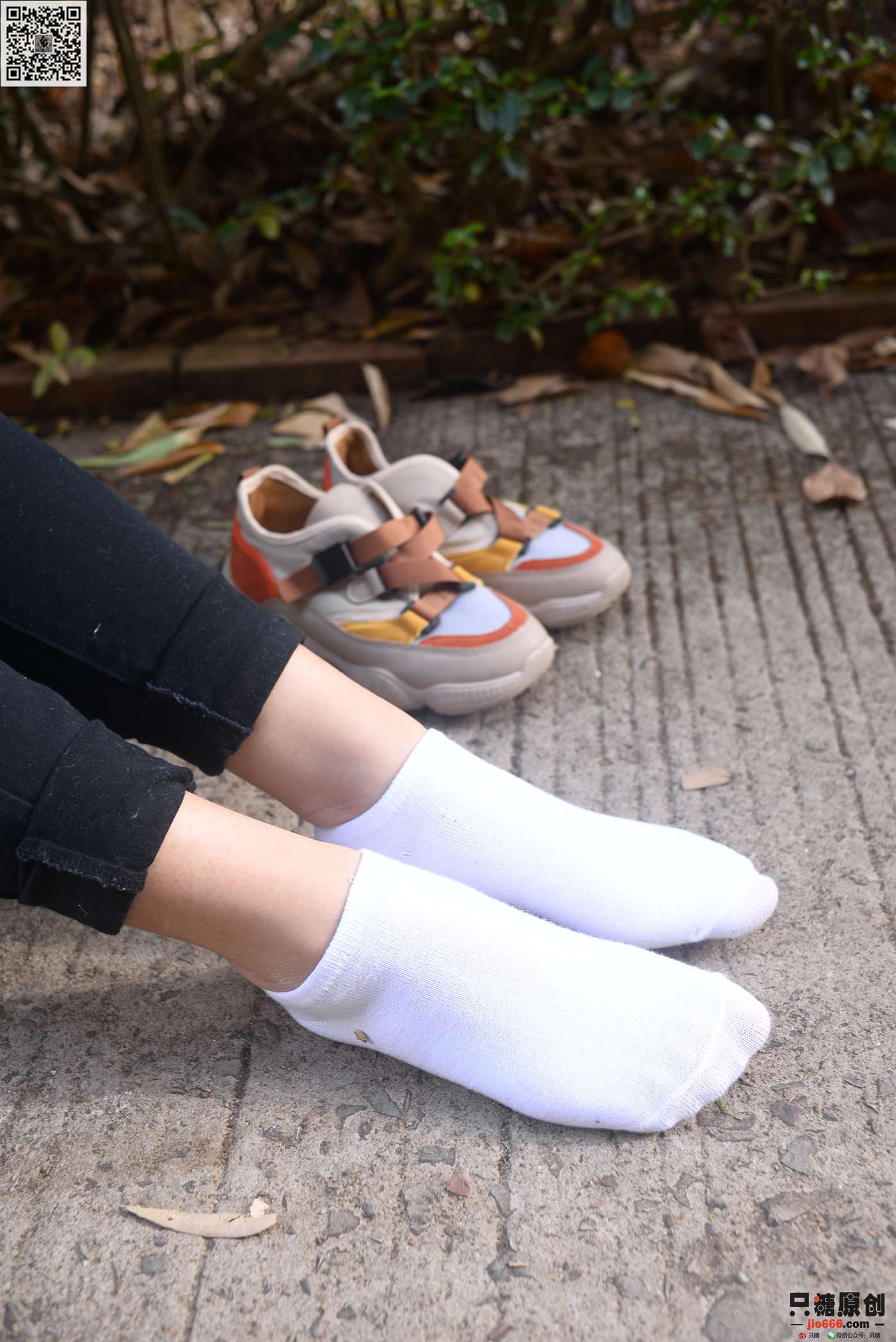 图片[28]-[只糖棉袜]NO.240 芊芊 草木对光阴的钟情[128P] – 速更版-美库