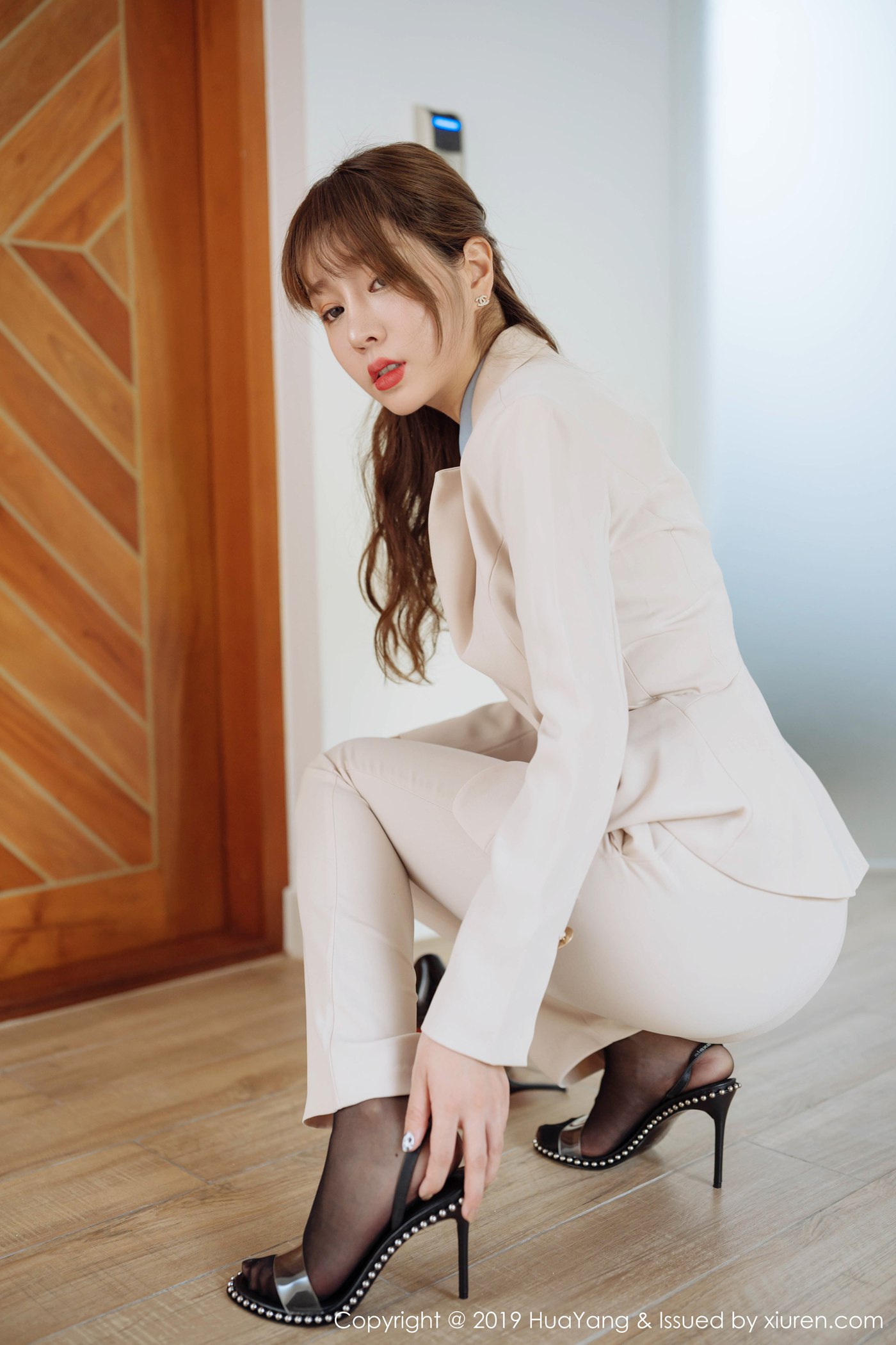 图片[51]-[HuaYang花漾show]HYG20191121VOL0192 2019.11.21 VOL.192 黑丝诱惑力十足 王雨纯[50+1P] – 速更版-美库