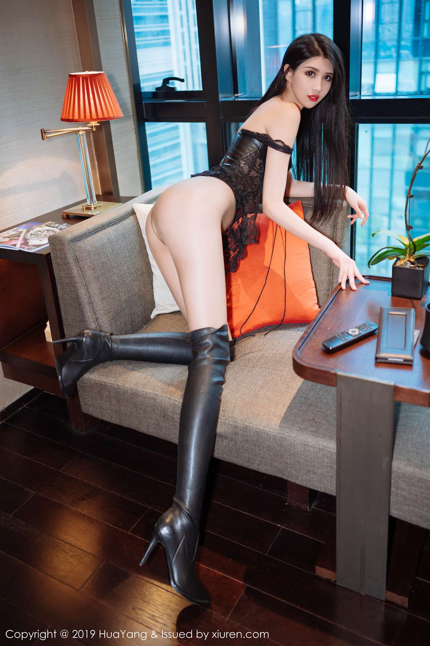 图片[34]-[HuaYang花漾show]HYG20191128VOL0194 2019.11.28 VOL.194 高筒鞋之下的黑丝魅惑 葛征Model[48+1P] – 速更版-美库