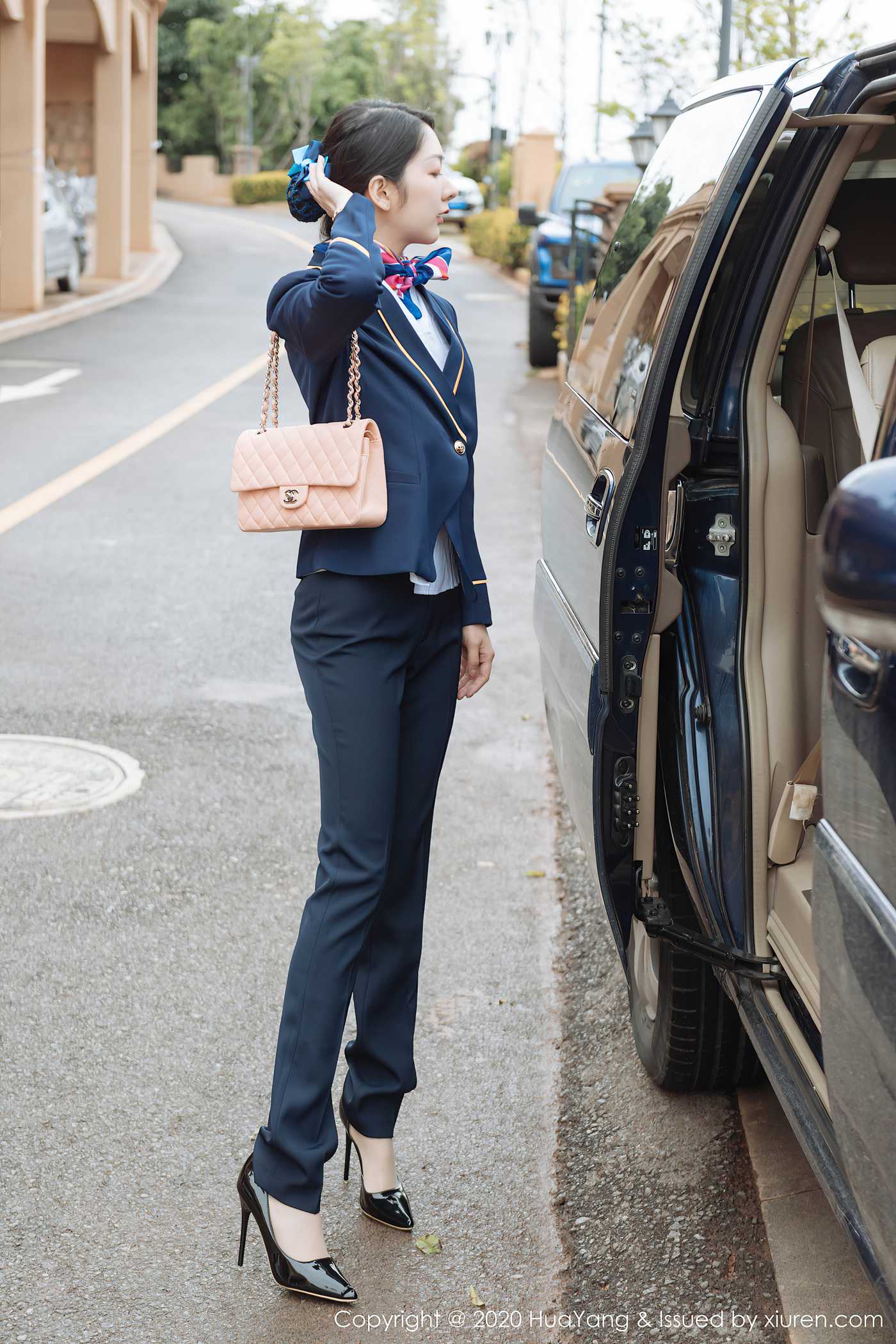 图片[55]-[HuaYang花漾show]HYG20200630VOL0248 2020.06.30 VOL.248 小热巴 车模空姐制[53+1P] – 速更版-美库