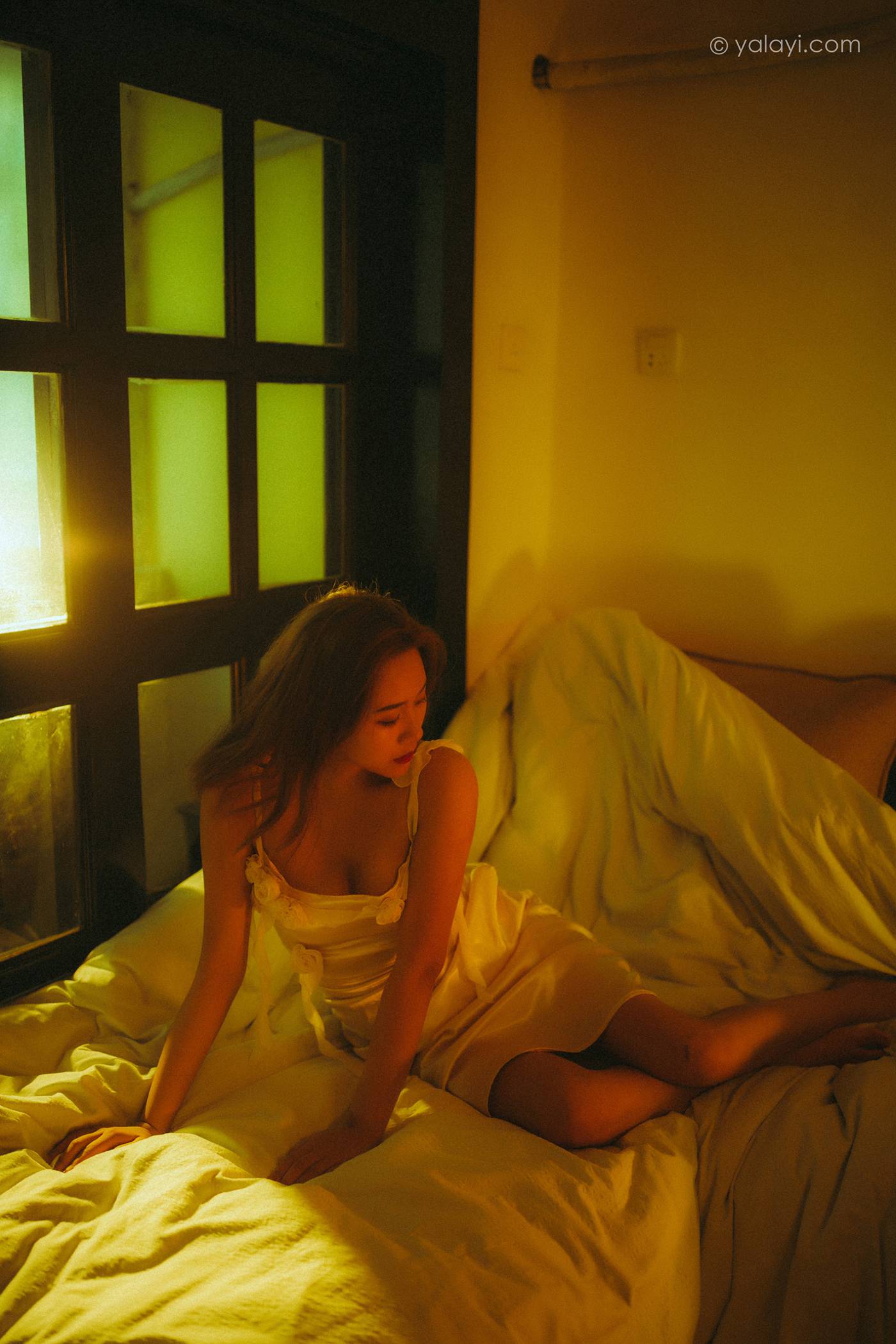 图片[13]-[YALAYI雅拉伊]2021.04.13 NO.785 暮光之吻 岳璐璐[43+1P] – 速更版-美库