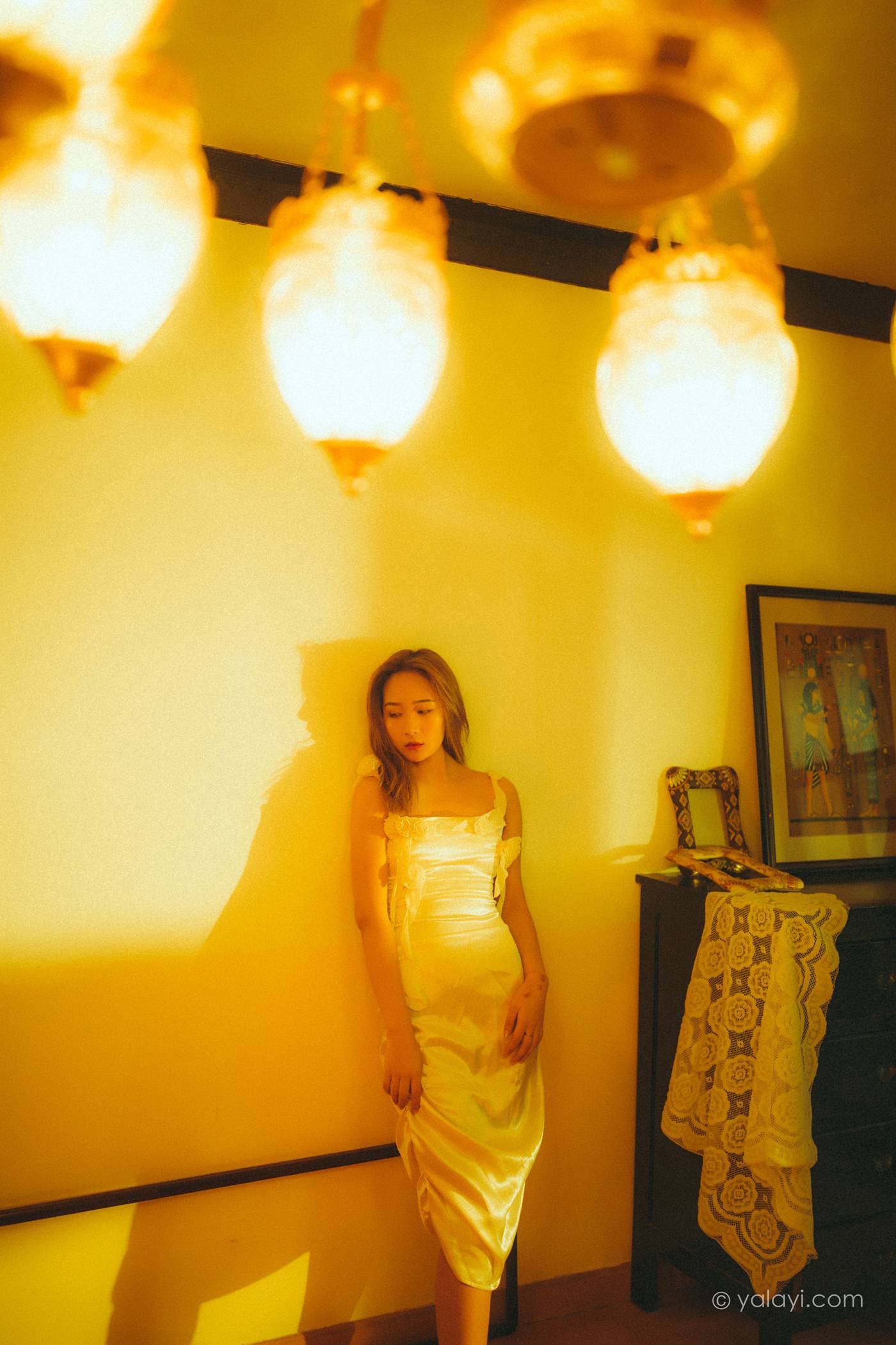 图片[26]-[YALAYI雅拉伊]2021.04.13 NO.785 暮光之吻 岳璐璐[43+1P] – 速更版-美库