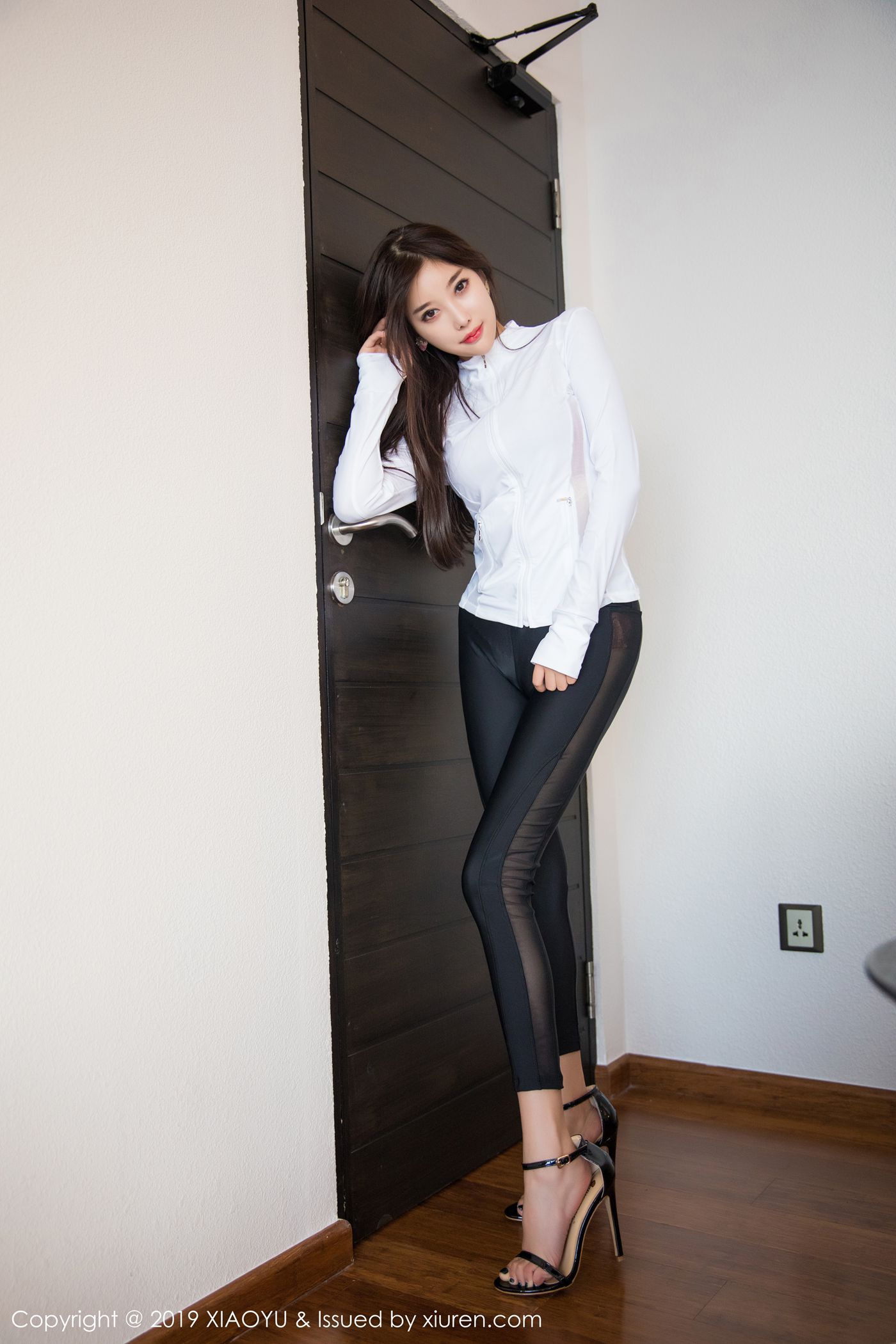 图片[62]-[XIAOYU语画界]YU20190524VOL0077 2019.05.24 VOL.077 内衣的魅惑美腿诱惑 杨晨晨sugar[63+1P] – 速更版-美库