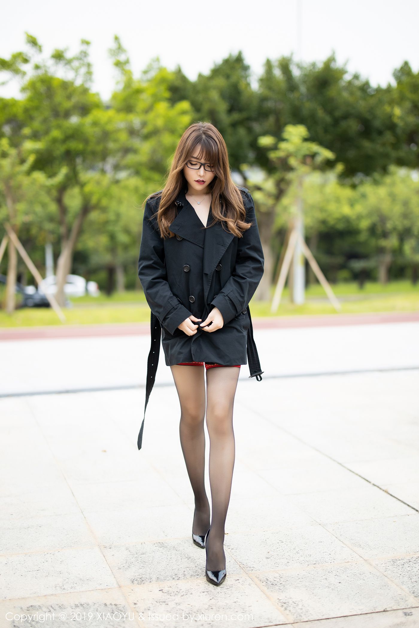 图片[50]-[XIAOYU语画界]YU20191011VOL0168 2019.10.11 Vol.168 翘臀朦胧黑丝室外剧情车拍 芝芝Booty[56+1P] – 速更版-美库