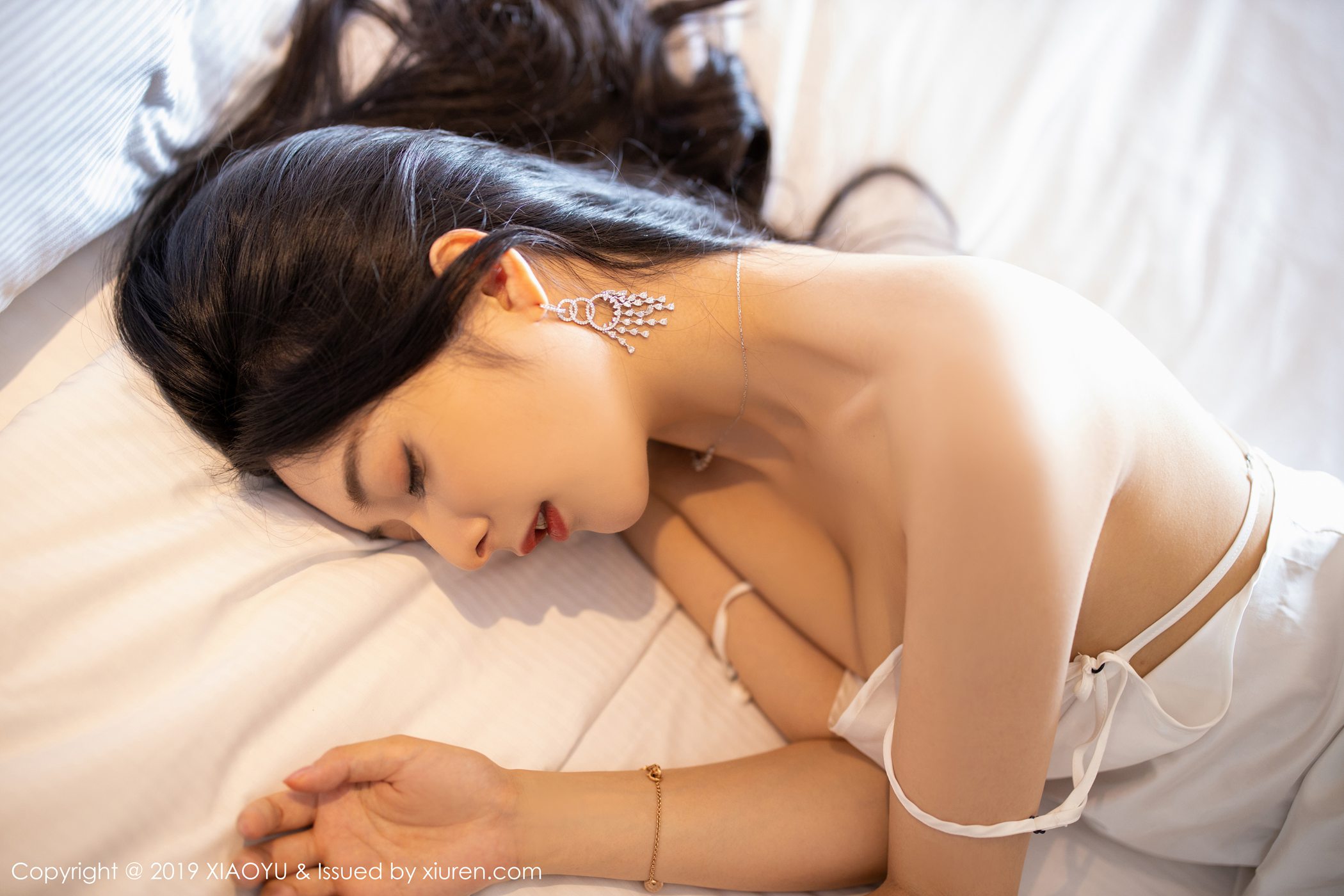 图片[12]-[XIAOYU语画界]YU20191024VOL0177 2019.10.24 VOL.177 诱人姿态下芊芊美腿 Angela小热巴[70+1P] – 速更版-美库