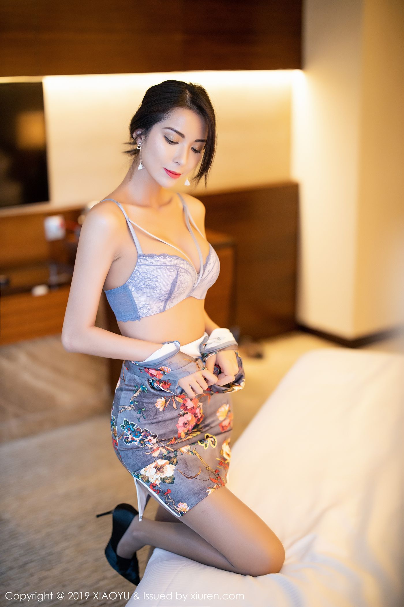 图片[43]-[XIAOYU语画界]YU20191119VOL0196 2019.11.19 VOL.196 古典韵味旗袍与现代性感丝袜 Carry[84+1P] – 速更版-美库