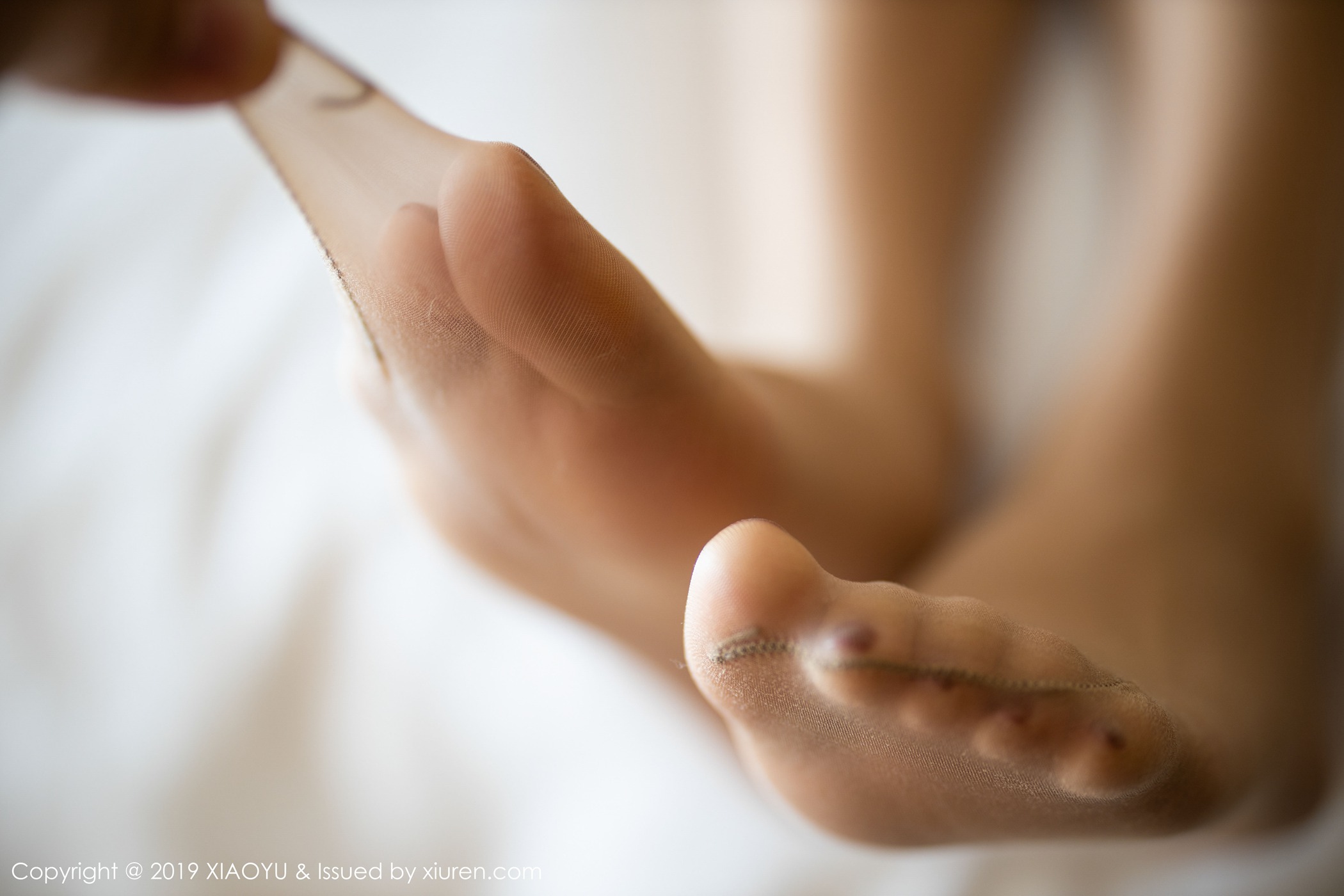 图片[25]-[XIAOYU语画界]YU20191211VOL0212 2019.12.11 VOL.212 性感牛仔裤与现代衬衫丝袜 Miko酱吖[108+1P] – 速更版-美库