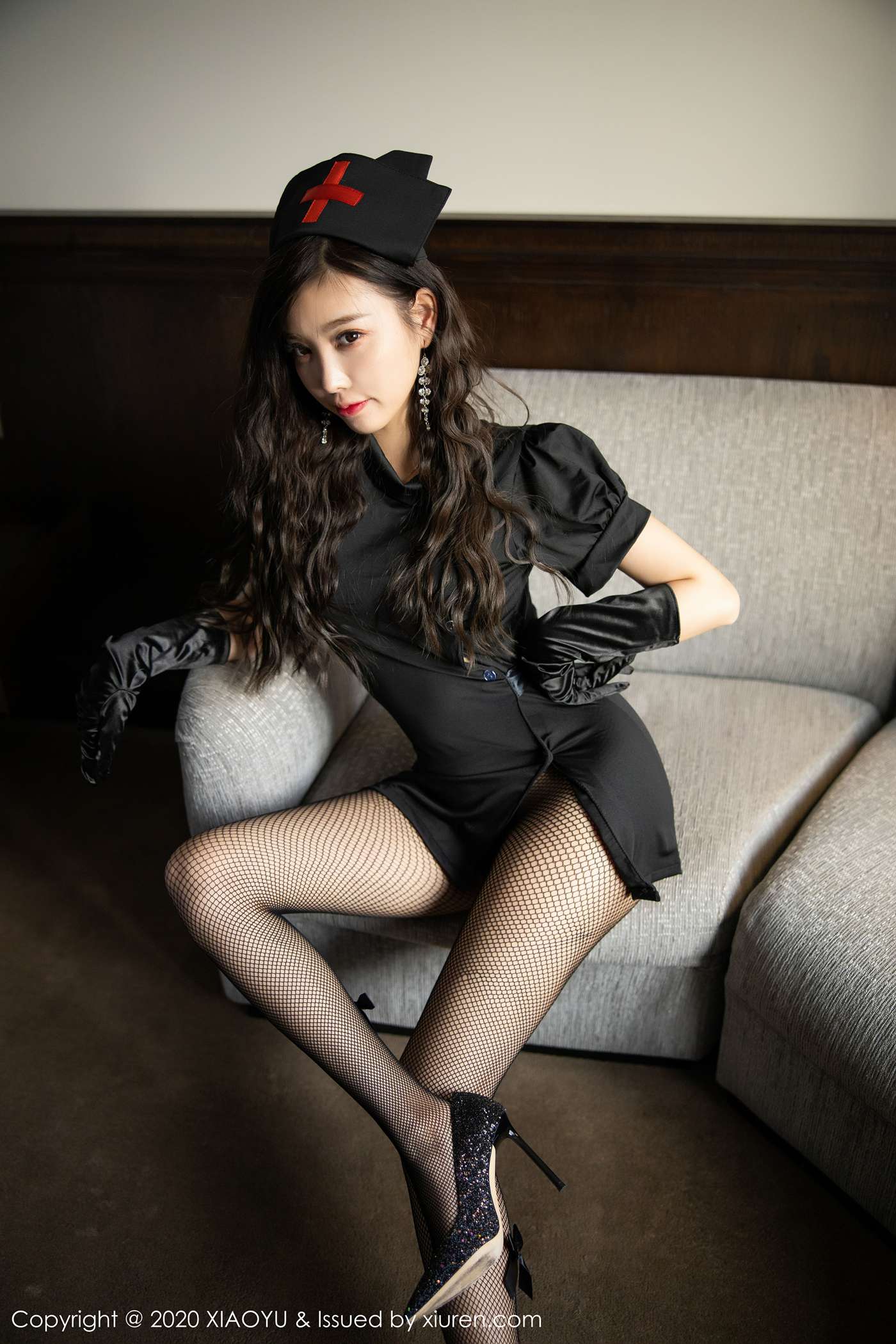 图片[60]-[XIAOYU语画界]YU20200221VOL0252 2020.02.21 VOL.252 典雅端庄的黑色服饰与性感网袜 杨晨晨sugar[103+1P] – 速更版-美库