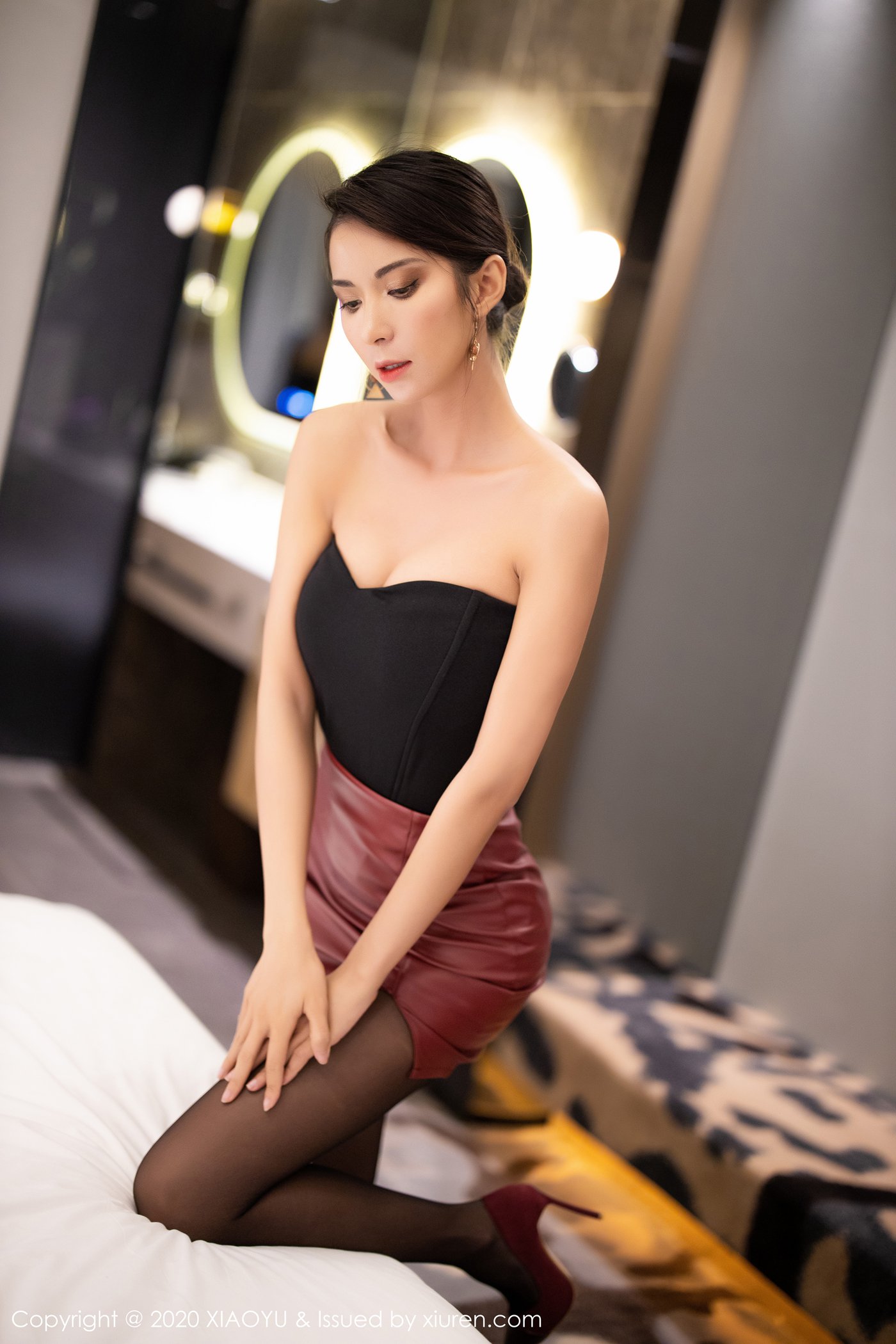 图片[73]-[XIAOYU语画界]YU20200311VOL0265 2020.03.11 VOL.265 极致黑丝美腿 Carry[82+1P] – 速更版-美库