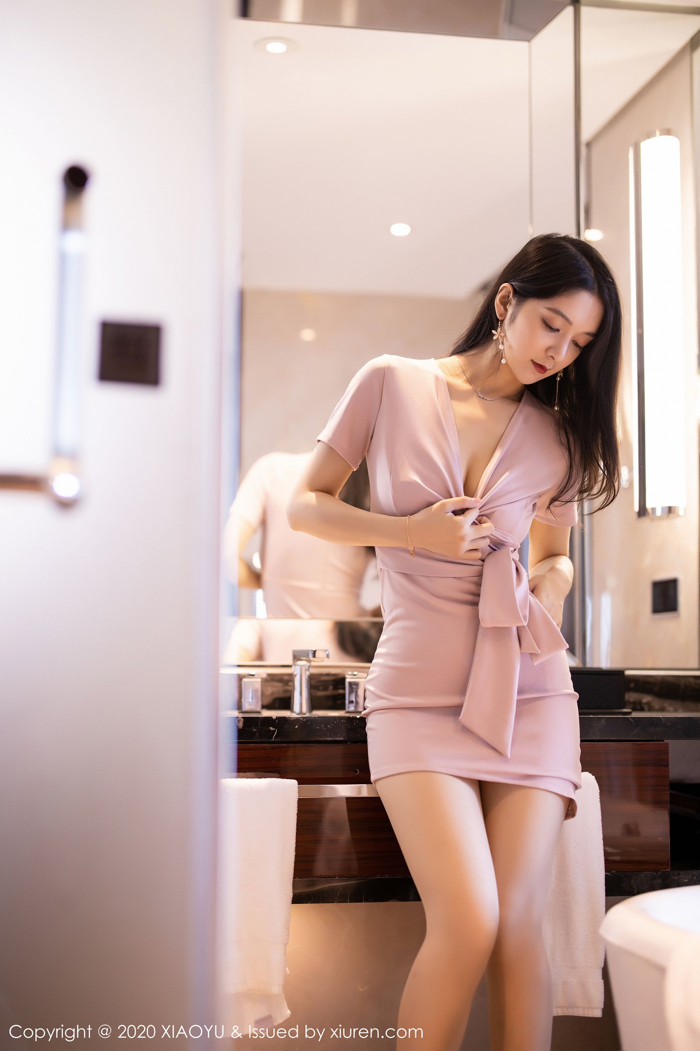 图片[96]-[XIAOYU语画界]YU20200227VOL0256 2020.02.27 VOL.256 玫瑰金是的吊裙与丝袜 Angela小热巴[99+1P] – 速更版-美库