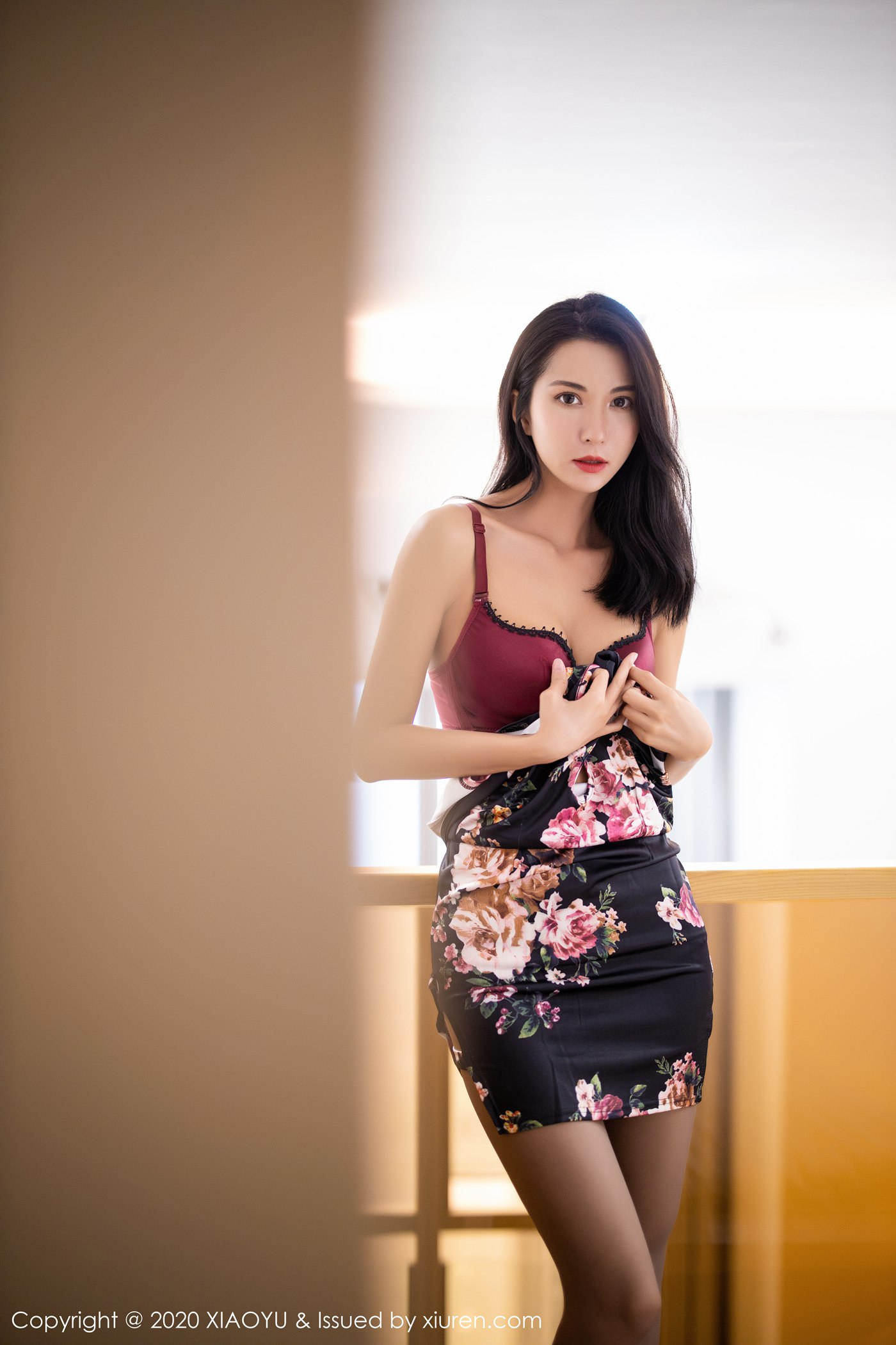 图片[50]-[XIAOYU语画界]YU20200422VOL0294 2020.04.22 VOL.294 灰丝旗袍 Carry[72+1P] – 速更版-美库