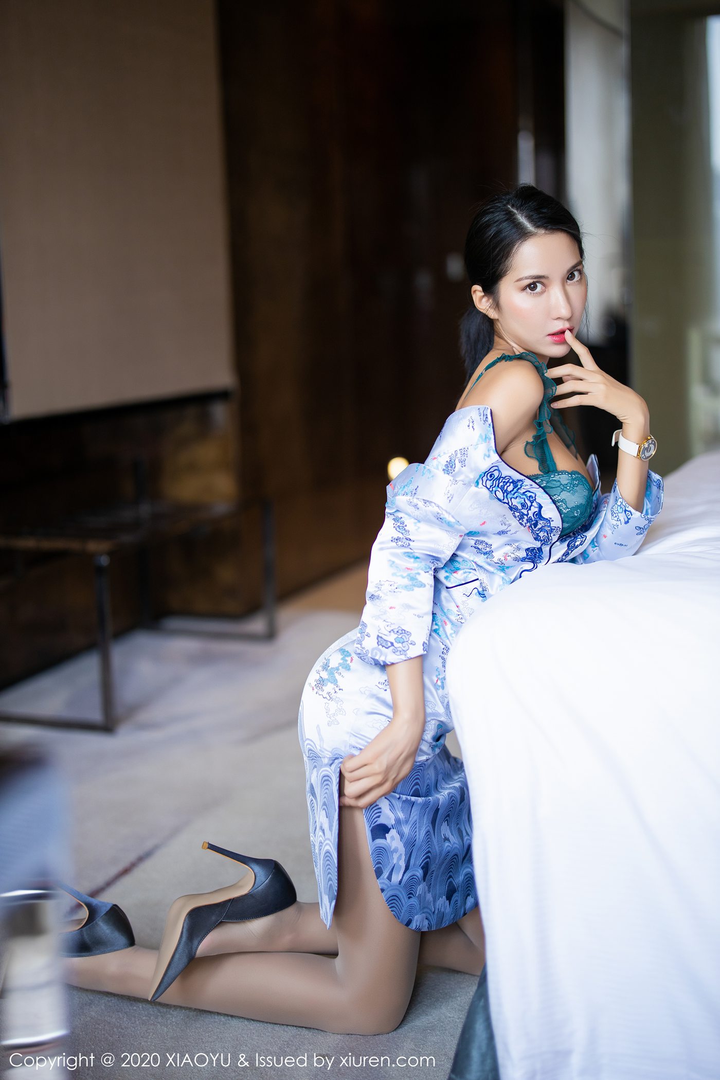 图片[41]-[XIAOYU语画界]YU20200507VOL0304 2020.05.07 VOL.304 青花瓷色彩的古典韵味旗袍 Carry[71+1P] – 速更版-美库