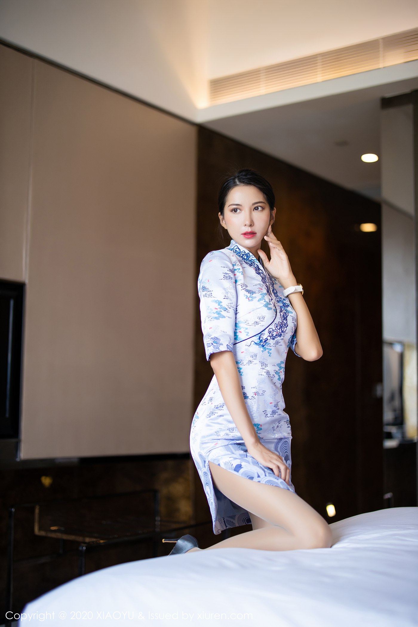 图片[53]-[XIAOYU语画界]YU20200507VOL0304 2020.05.07 VOL.304 青花瓷色彩的古典韵味旗袍 Carry[71+1P] – 速更版-美库