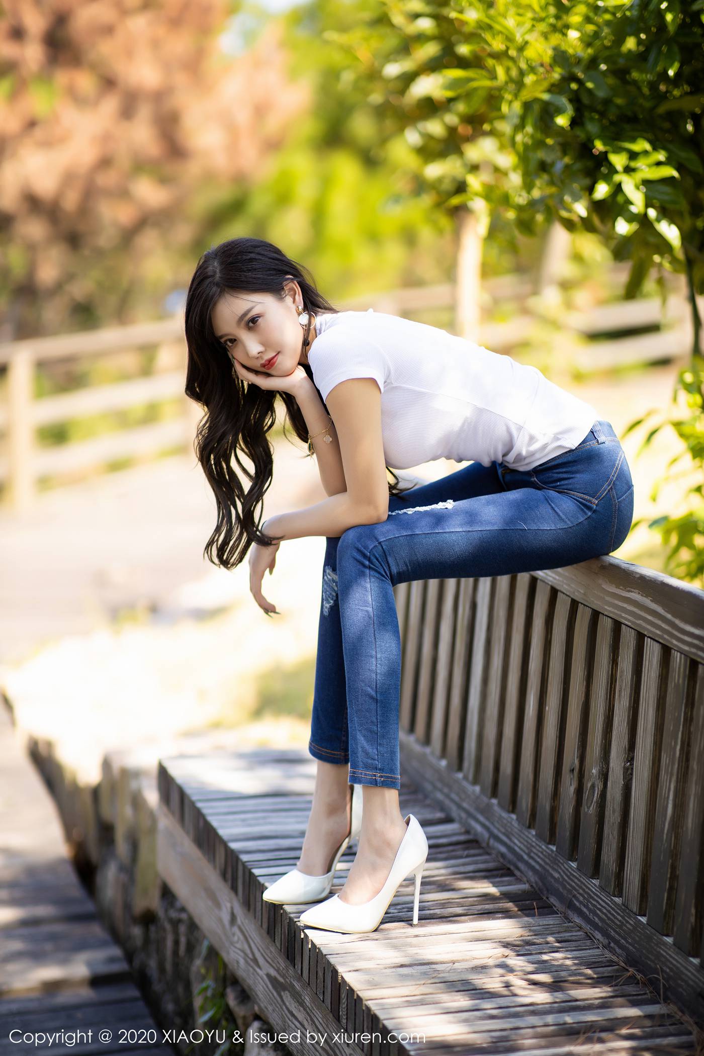 图片[66]-[XIAOYU语画界]YU20200430VOL0300 2020.04.30 VOL.300 牛仔裤之下的绝佳身材 杨晨晨sugar[92+1P] – 速更版-美库