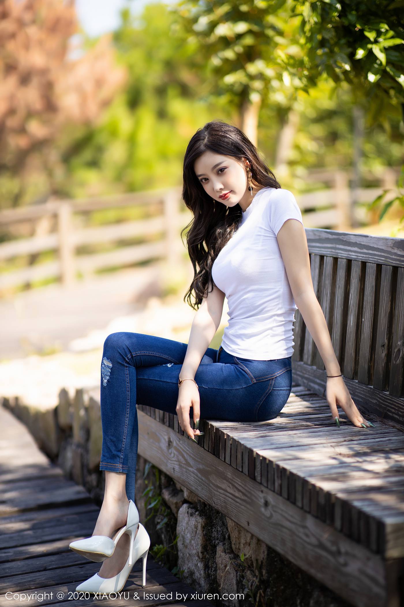 图片[86]-[XIAOYU语画界]YU20200430VOL0300 2020.04.30 VOL.300 牛仔裤之下的绝佳身材 杨晨晨sugar[92+1P] – 速更版-美库