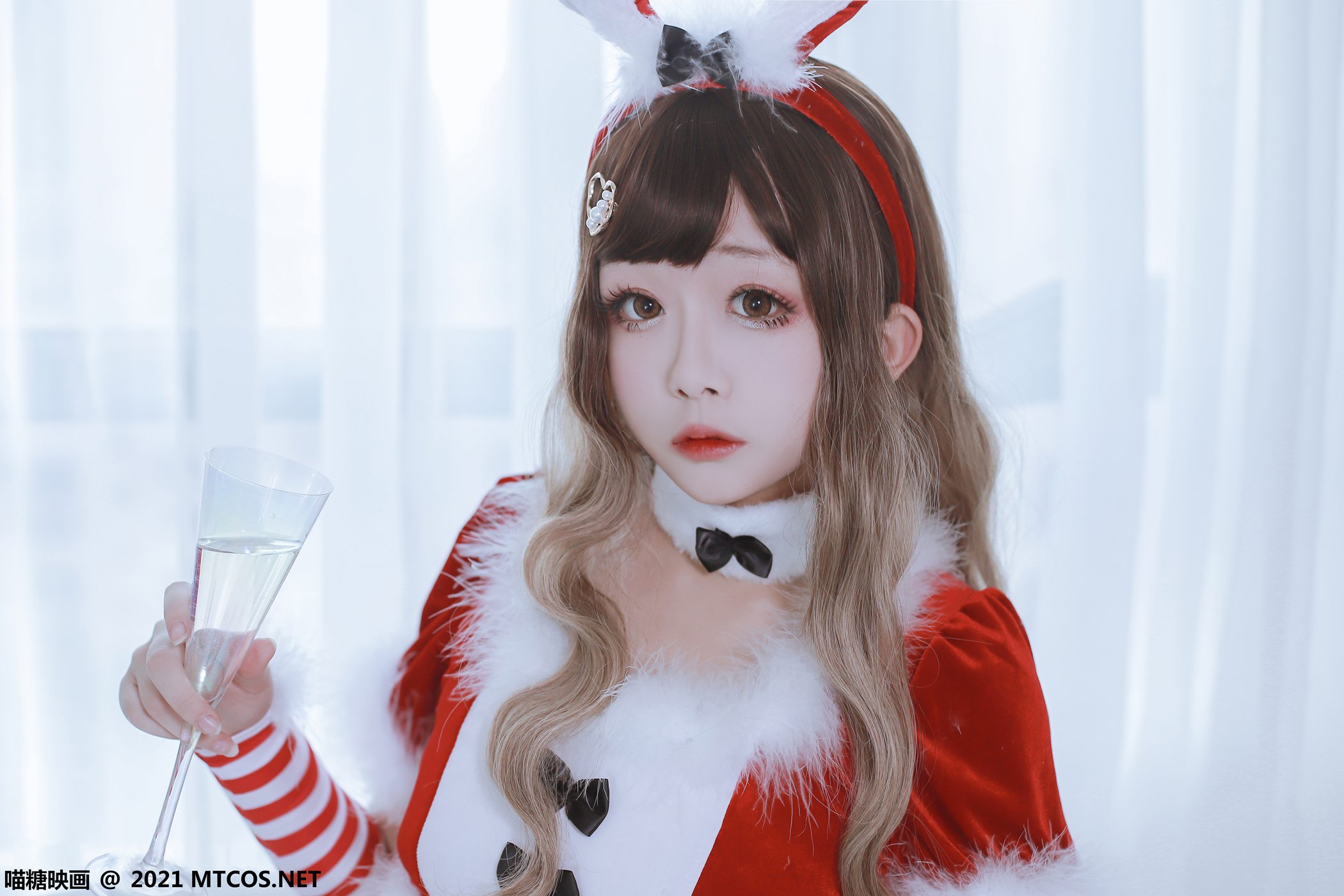 图片[23]-[喵糖映画]VOL.389 红色兔子[33P] – 速更版-美库