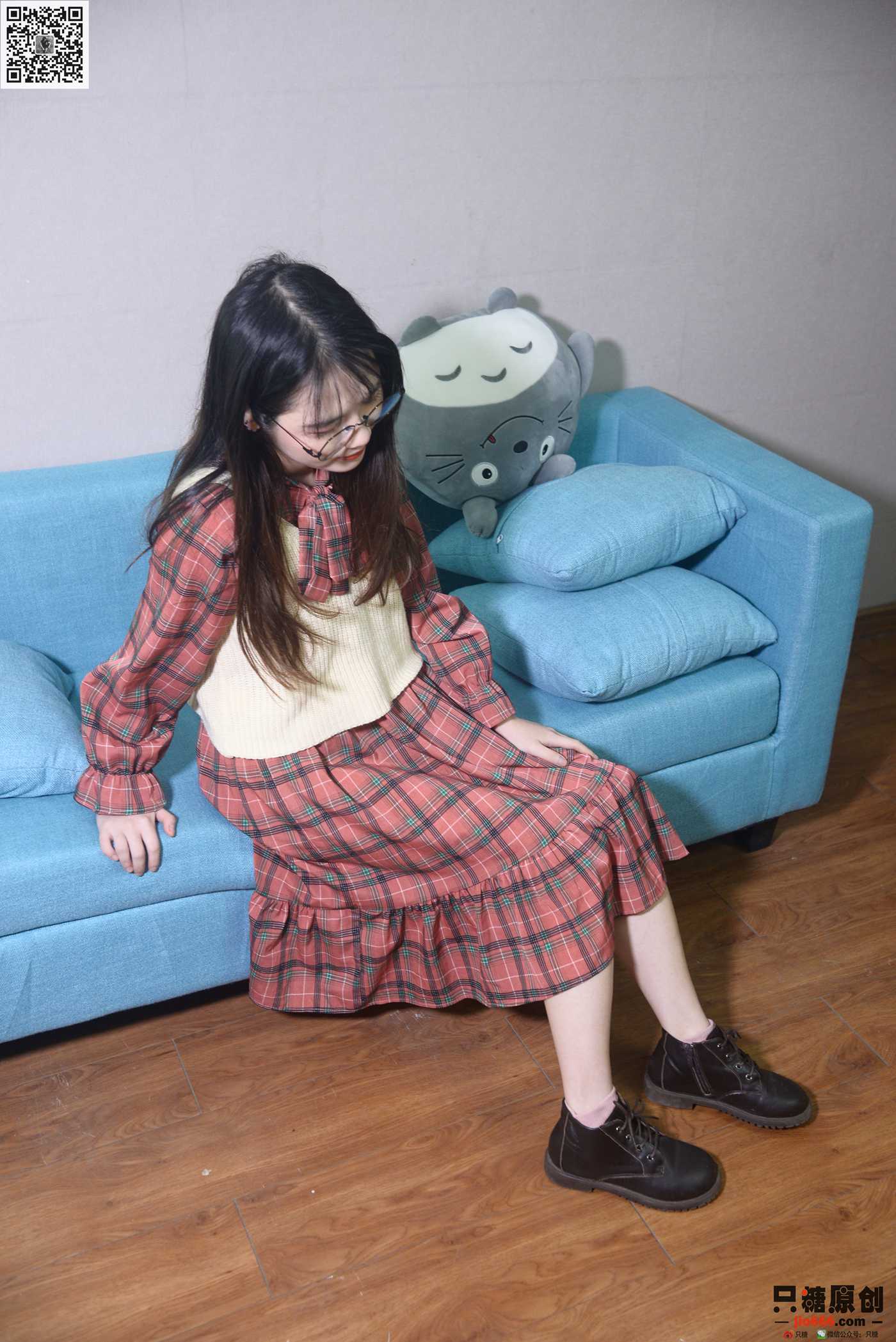 图片[24]-[只糖棉袜]NO.250 优米 追逐影子的人[177P] – 速更版-美库