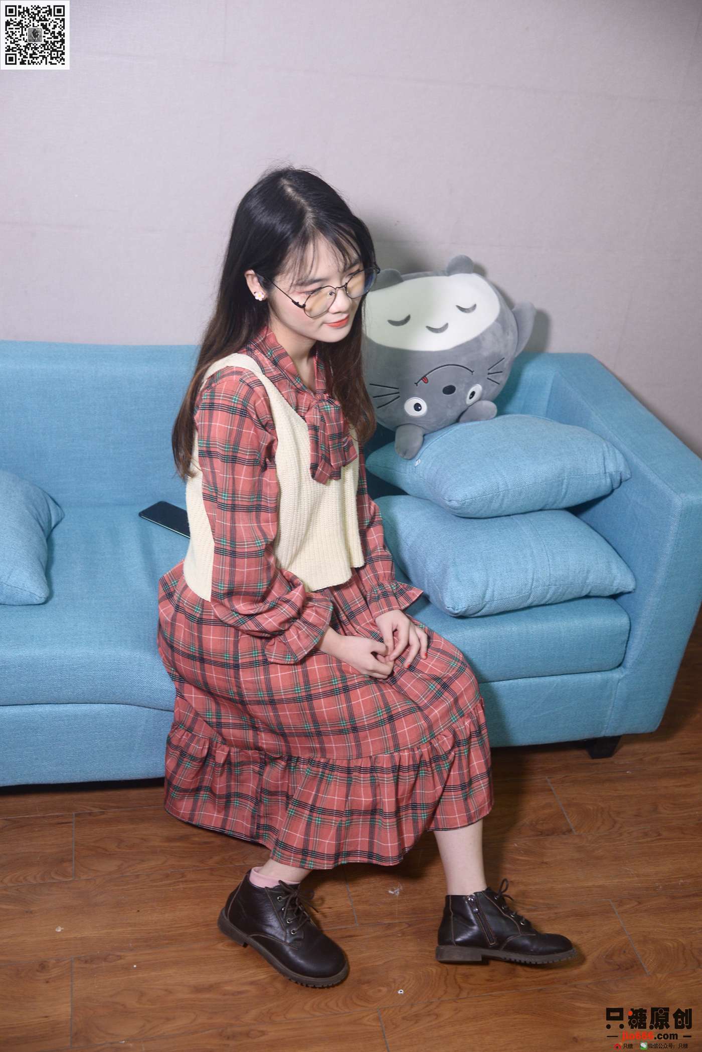 图片[40]-[只糖棉袜]NO.250 优米 追逐影子的人[177P] – 速更版-美库