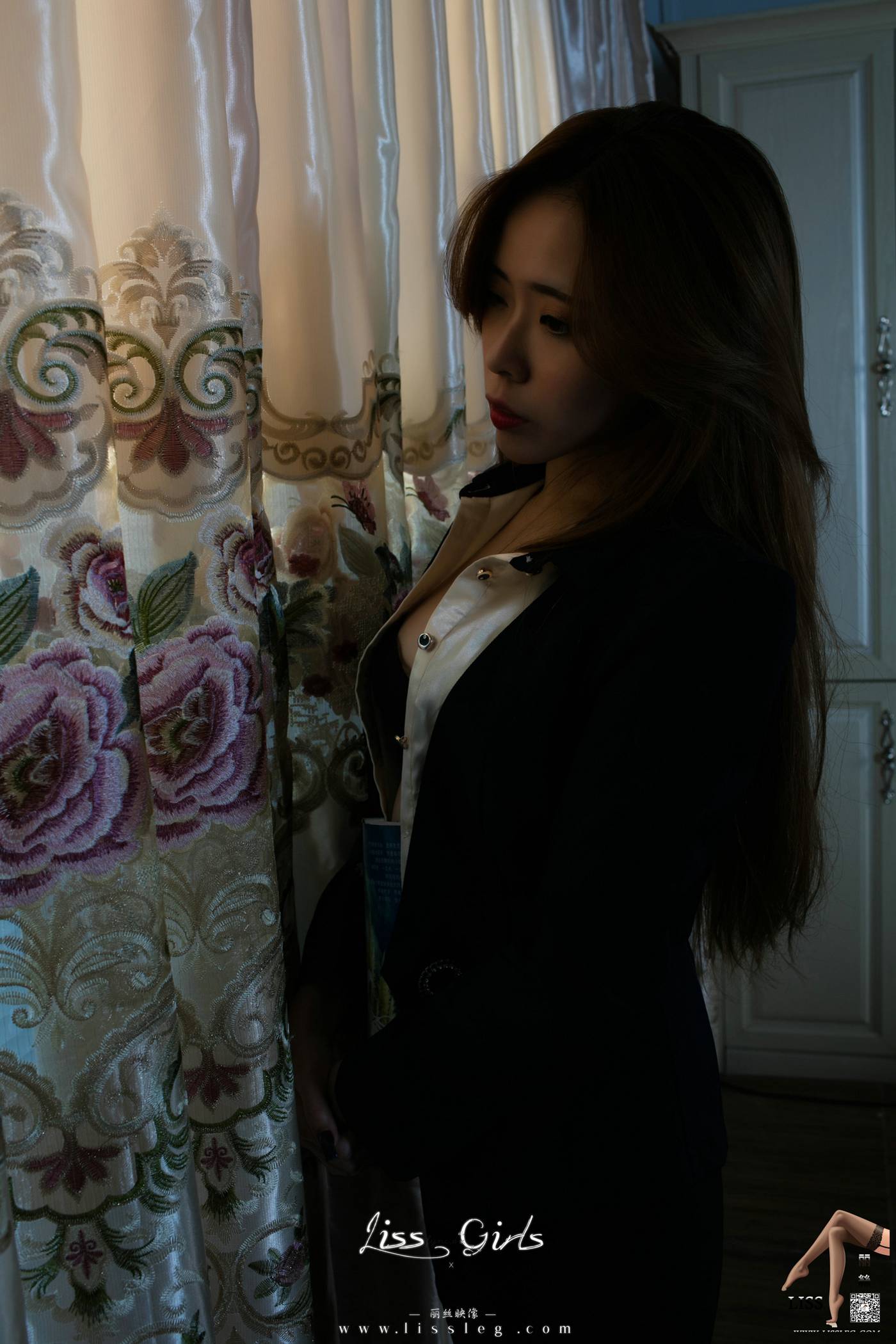 图片[12]-[LISS丽丝映像]NO.011 筱纯 请别再办公室里爱上我《第二季》[51P] – 速更版-美库