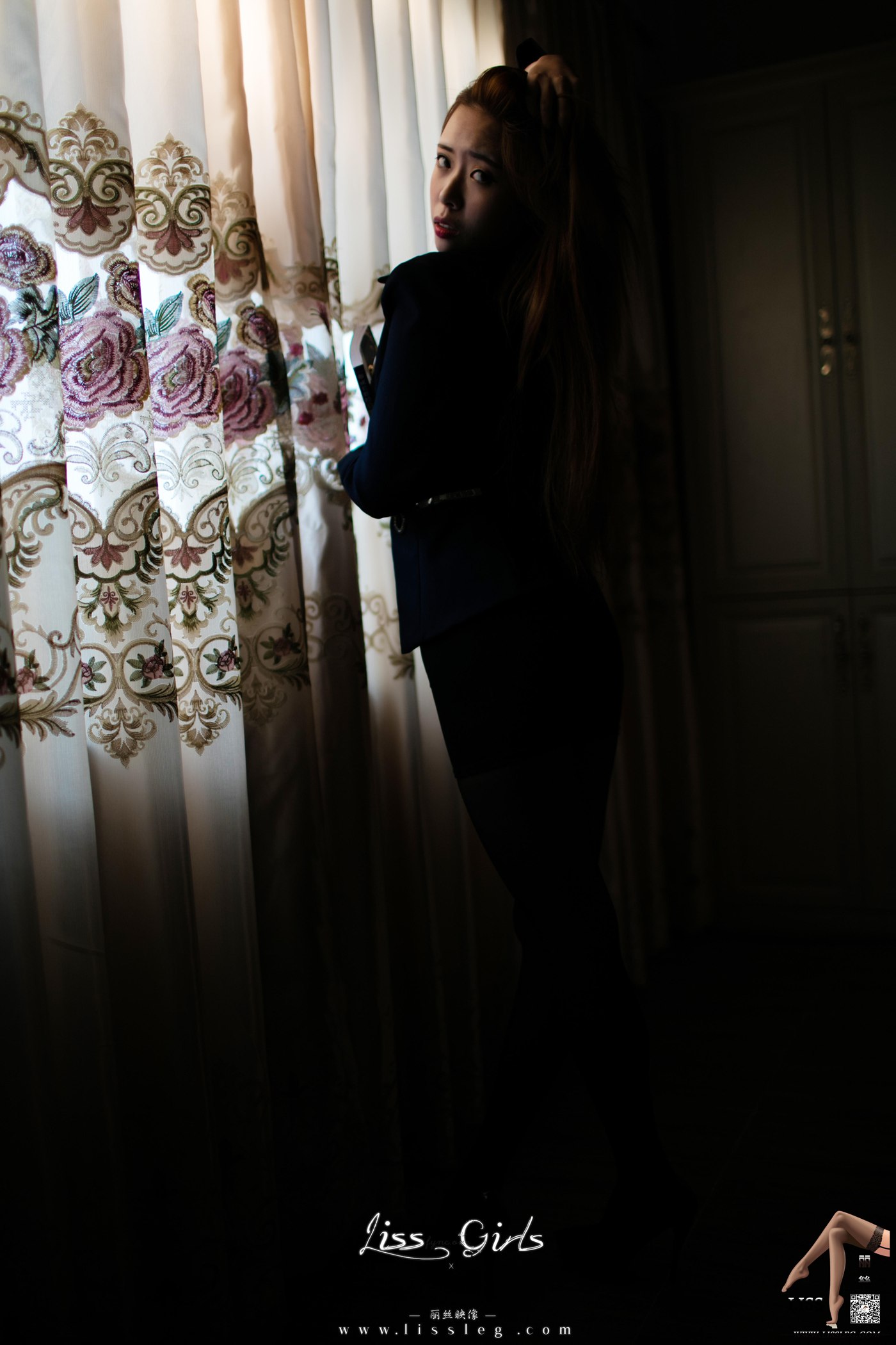 图片[12]-[LISS丽丝映像] NO.023 筱纯《请别再办公室里爱上我》[51P] – 速更版-美库