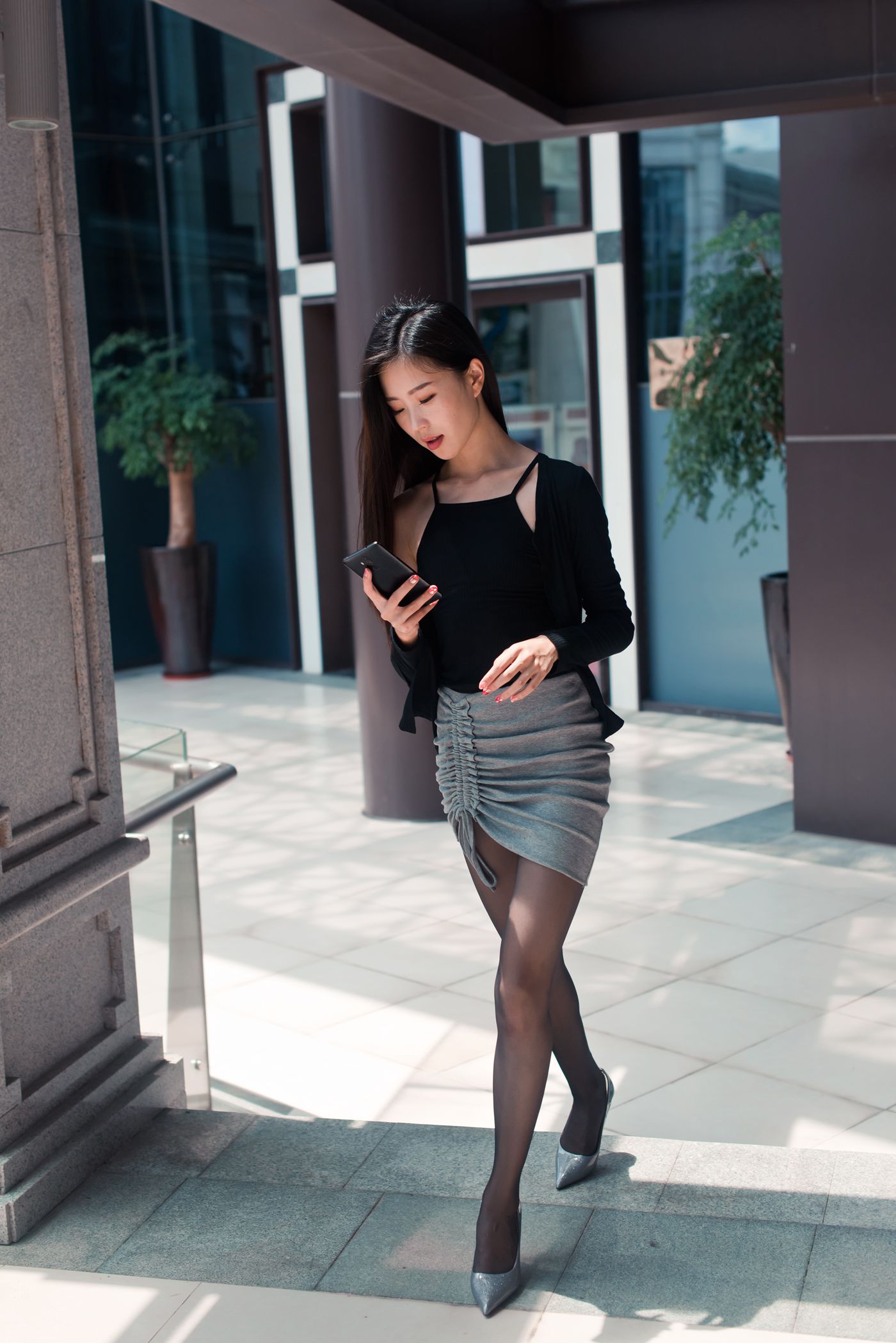 图片[11]-[LISS丽丝映像]NO.047《秋季御风的俏丽黑丝出行》[99P] – 速更版-美库