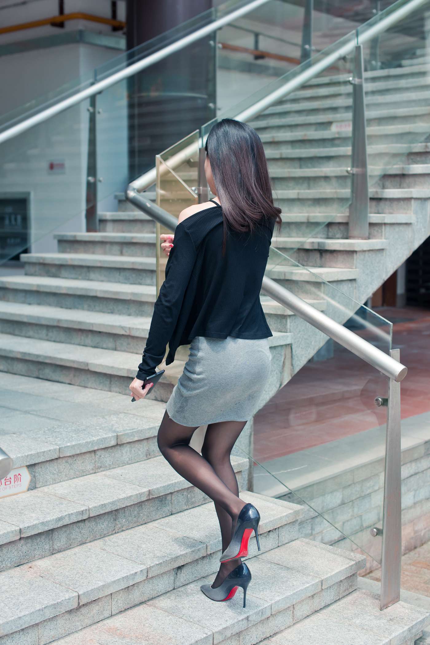 图片[14]-[LISS丽丝映像]NO.047《秋季御风的俏丽黑丝出行》[99P] – 速更版-美库