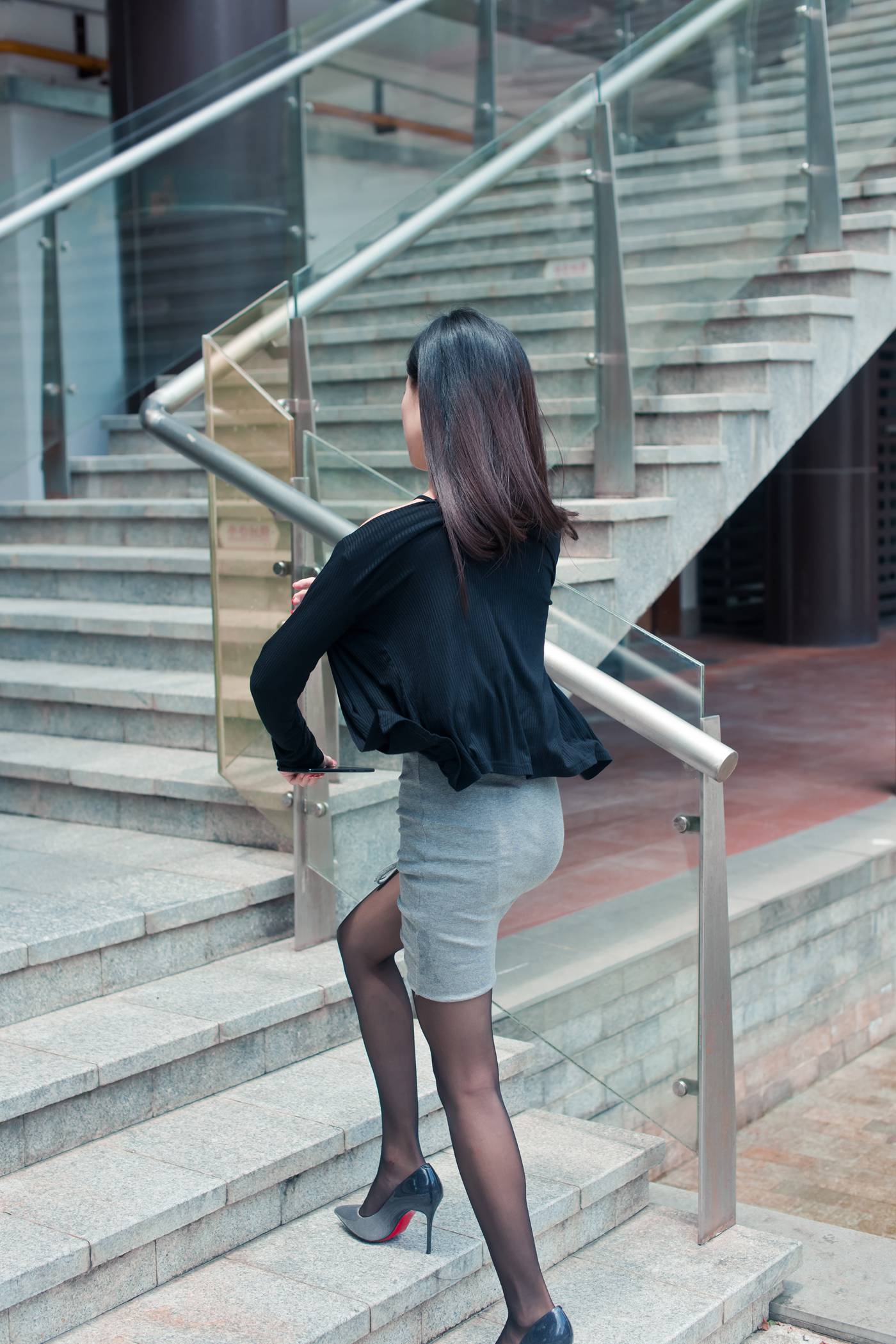 图片[15]-[LISS丽丝映像]NO.047《秋季御风的俏丽黑丝出行》[99P] – 速更版-美库